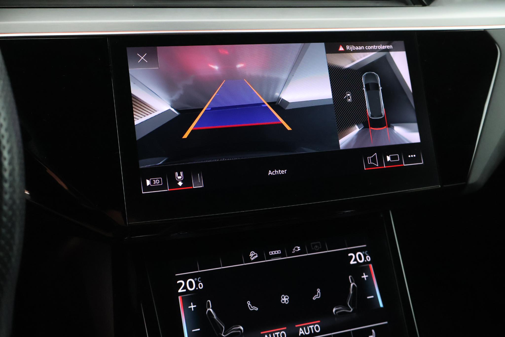 Foto van Audi E-tron 55
