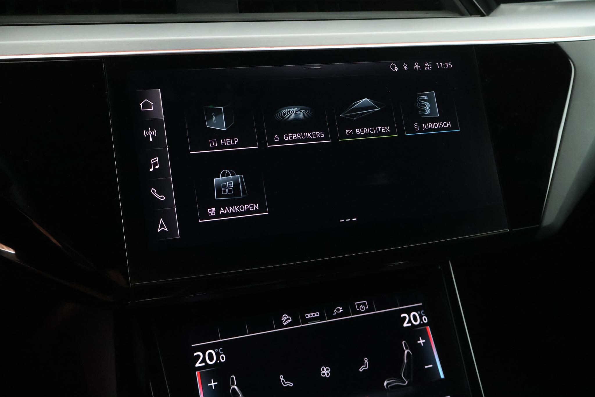 Foto van Audi E-tron 55