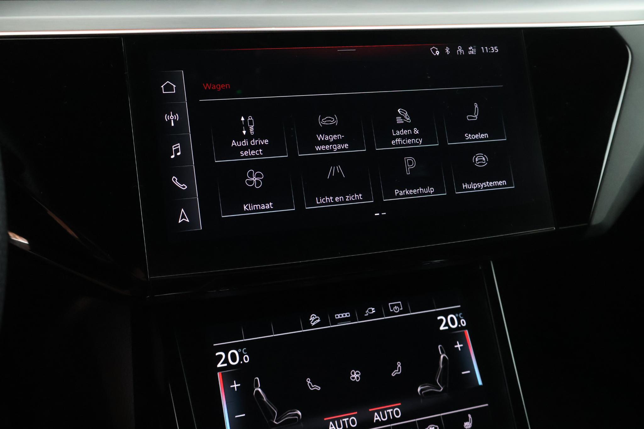 Foto van Audi E-tron 55
