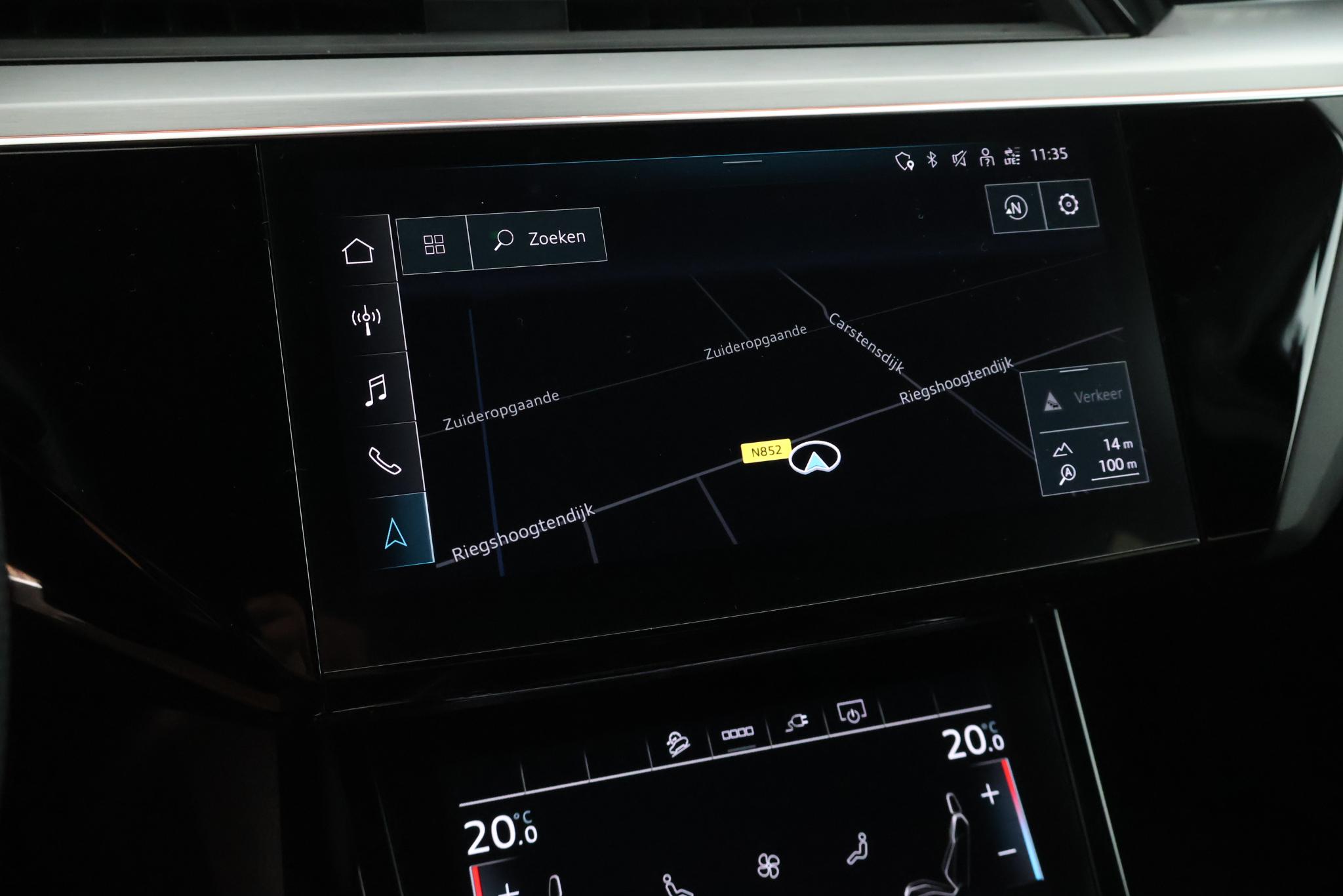 Foto van Audi E-tron 55