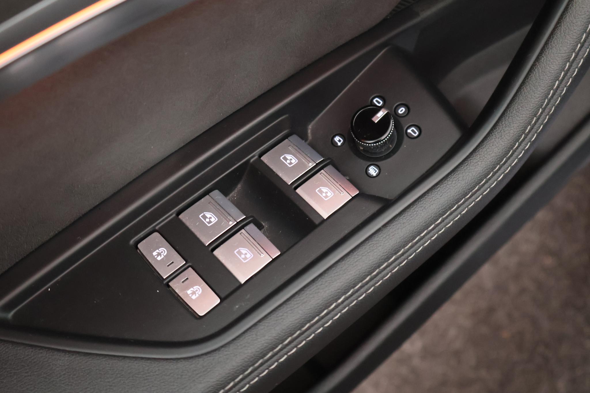 Foto van Audi E-tron 55