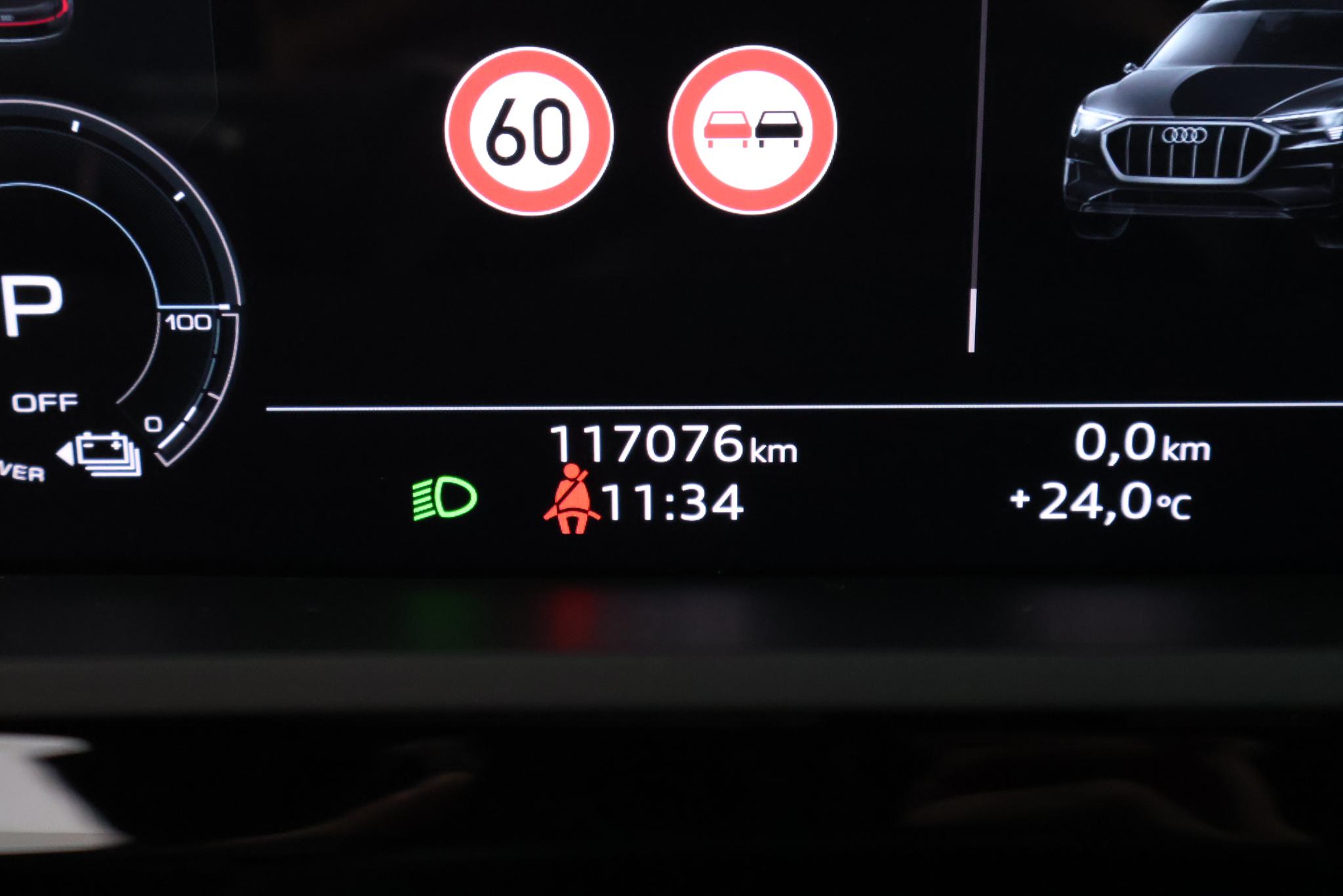Foto van Audi E-tron 55