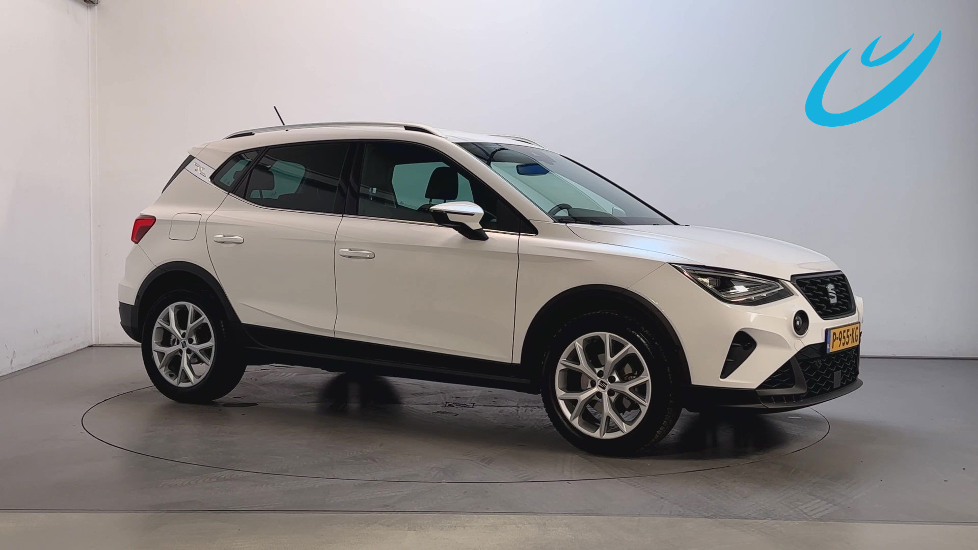 Seat Arona 1.0 TSI 110pk DSG FR Business Intense Virtual Cockpit Camera Stoelverwarming App-Connect DAB+ 2022 - voorkant