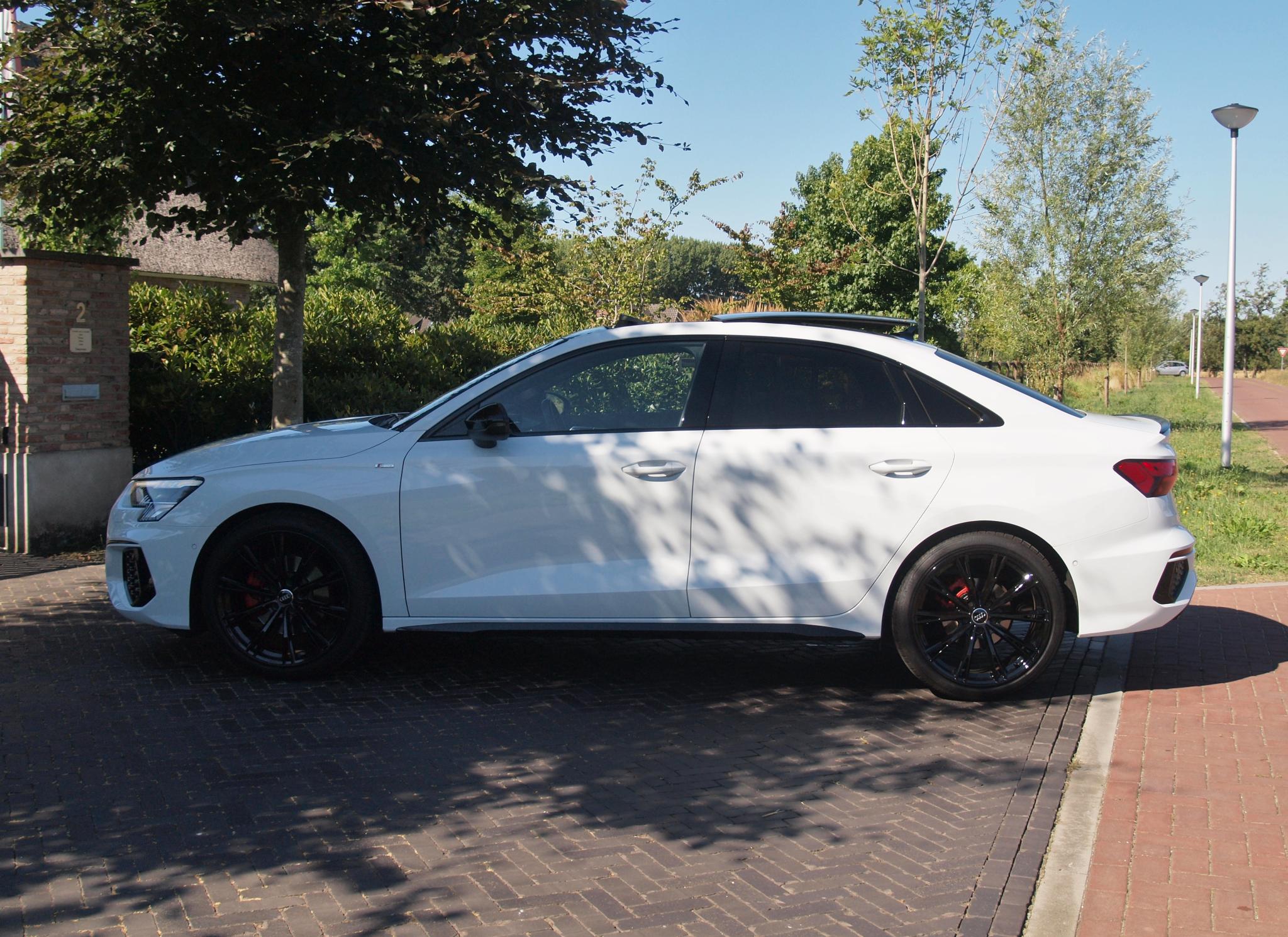 Foto van Audi A3 Limousine
