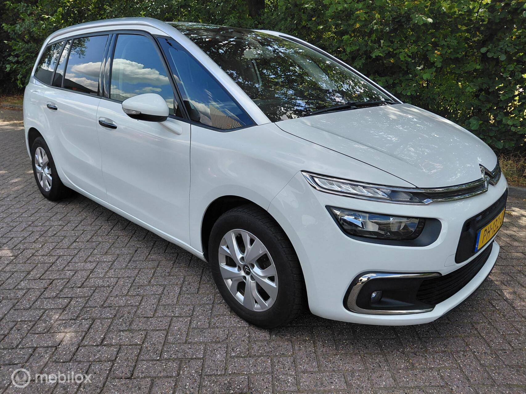 Citroen C4 Picasso 1.2 PureTech 7 Pers. APK 4-8-2027 2017 - voorkant