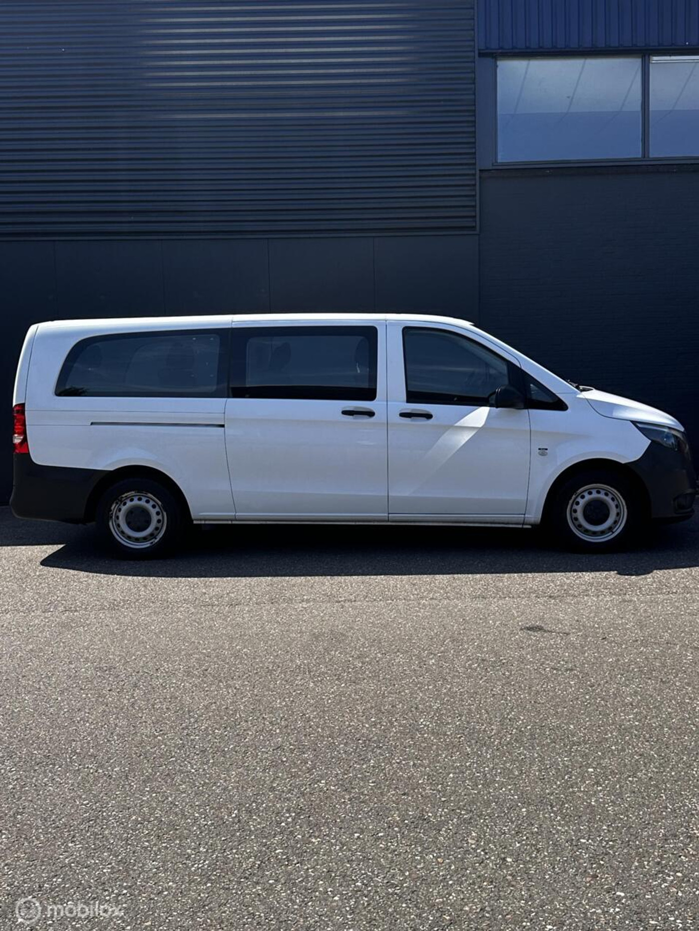 Foto van Mercedes-Benz Vito Tourer