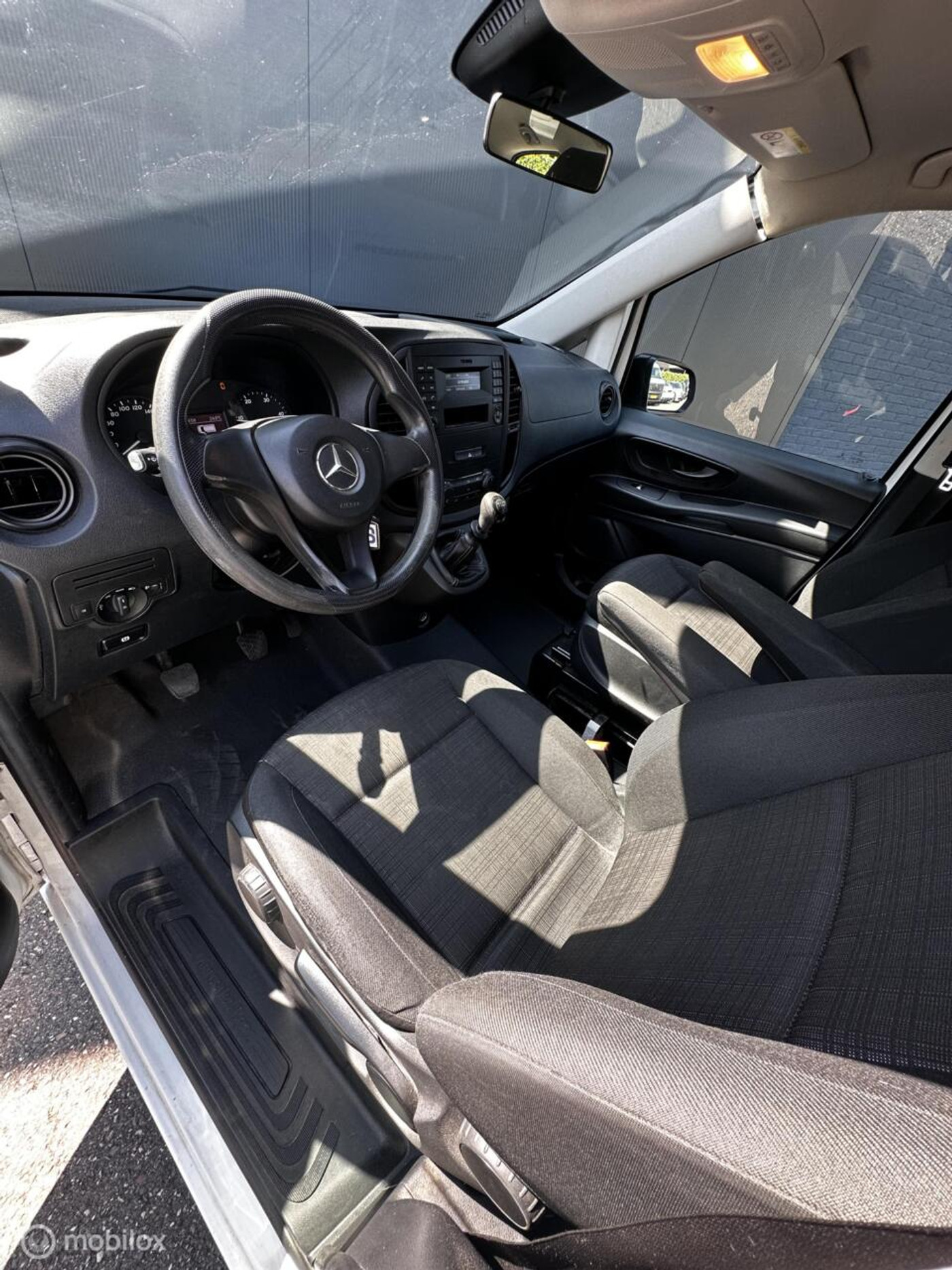 Foto van Mercedes-Benz Vito Tourer