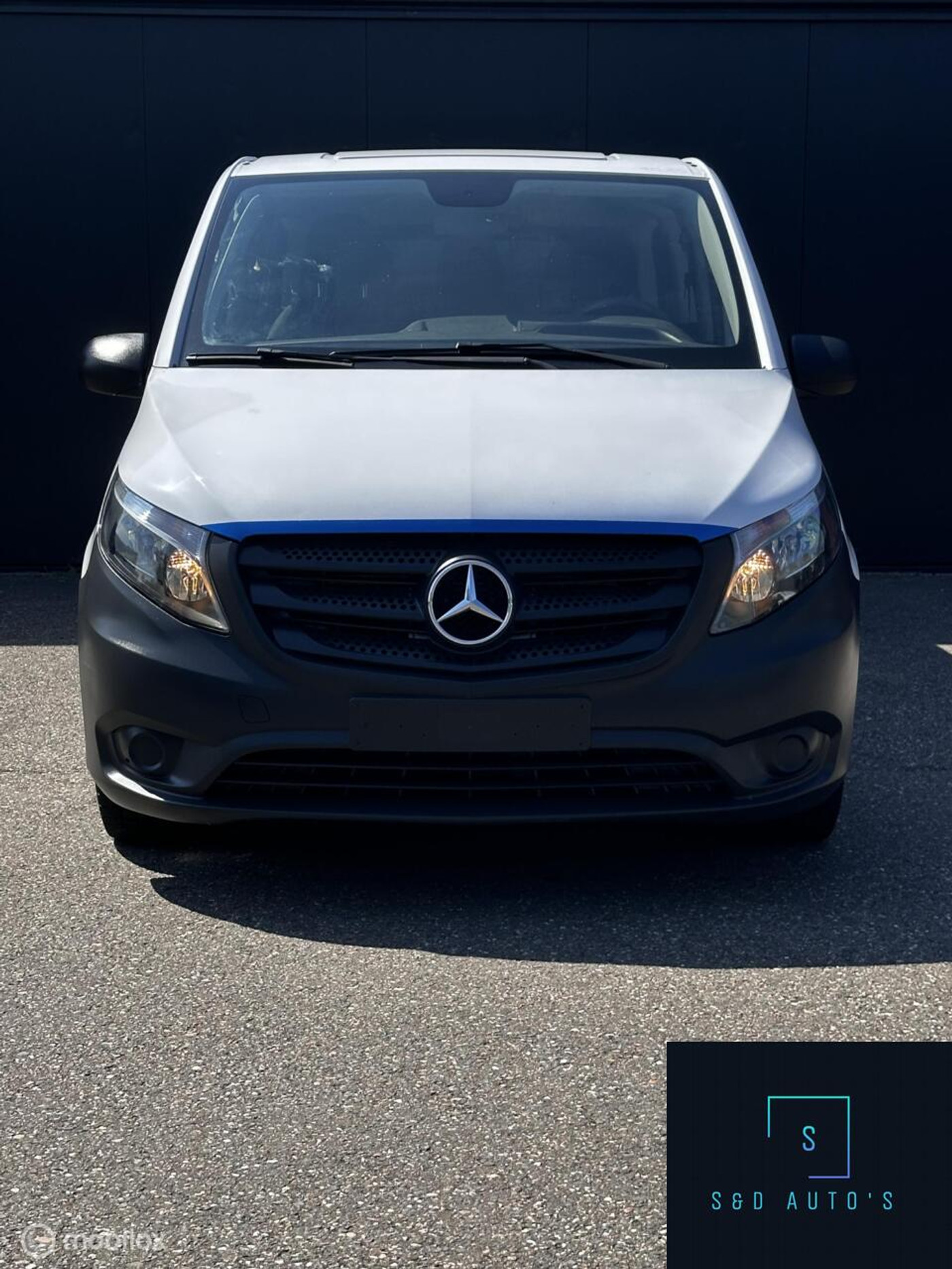 Foto van Mercedes-Benz Vito Tourer