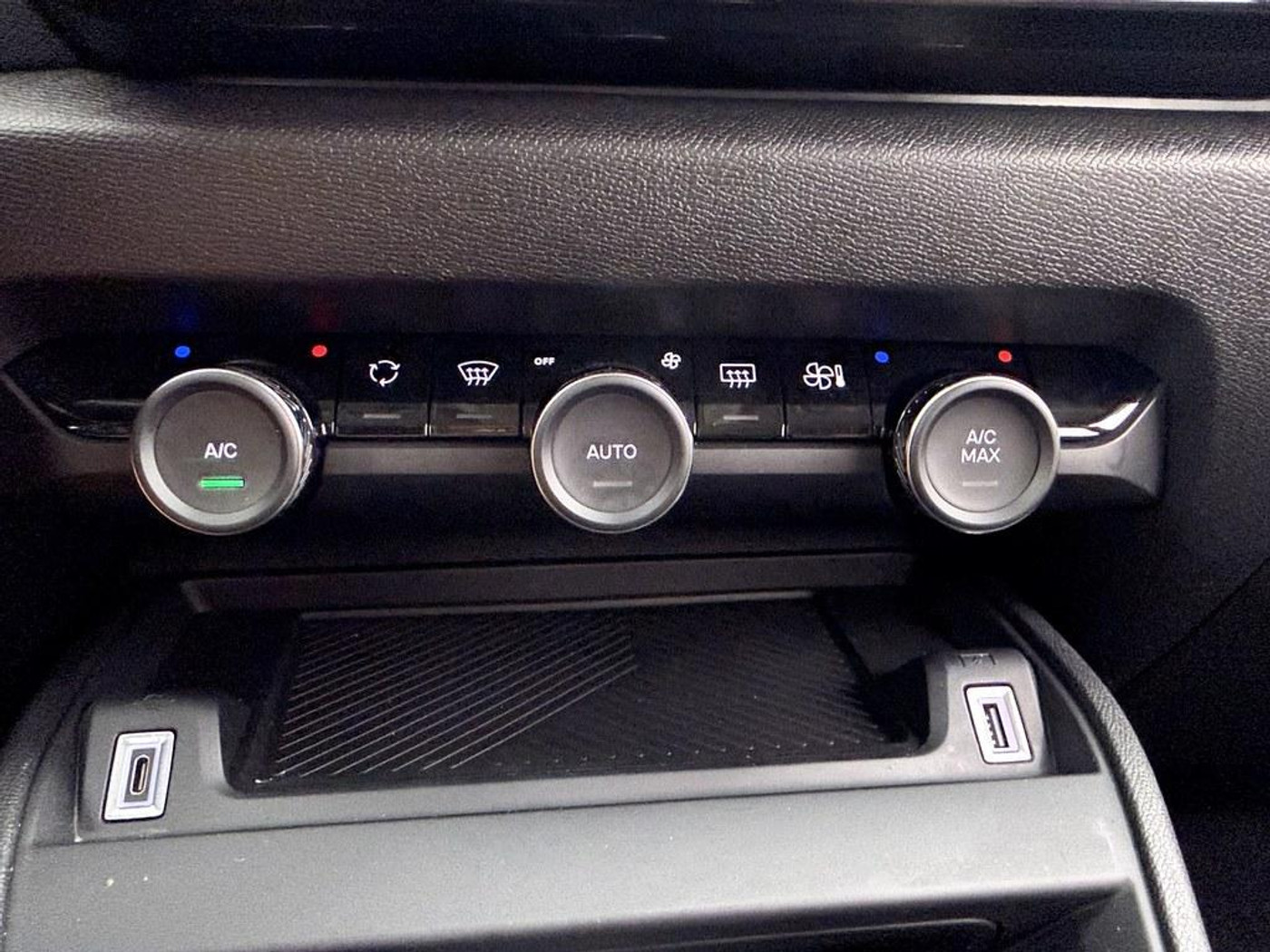Foto van Citroen E-c4