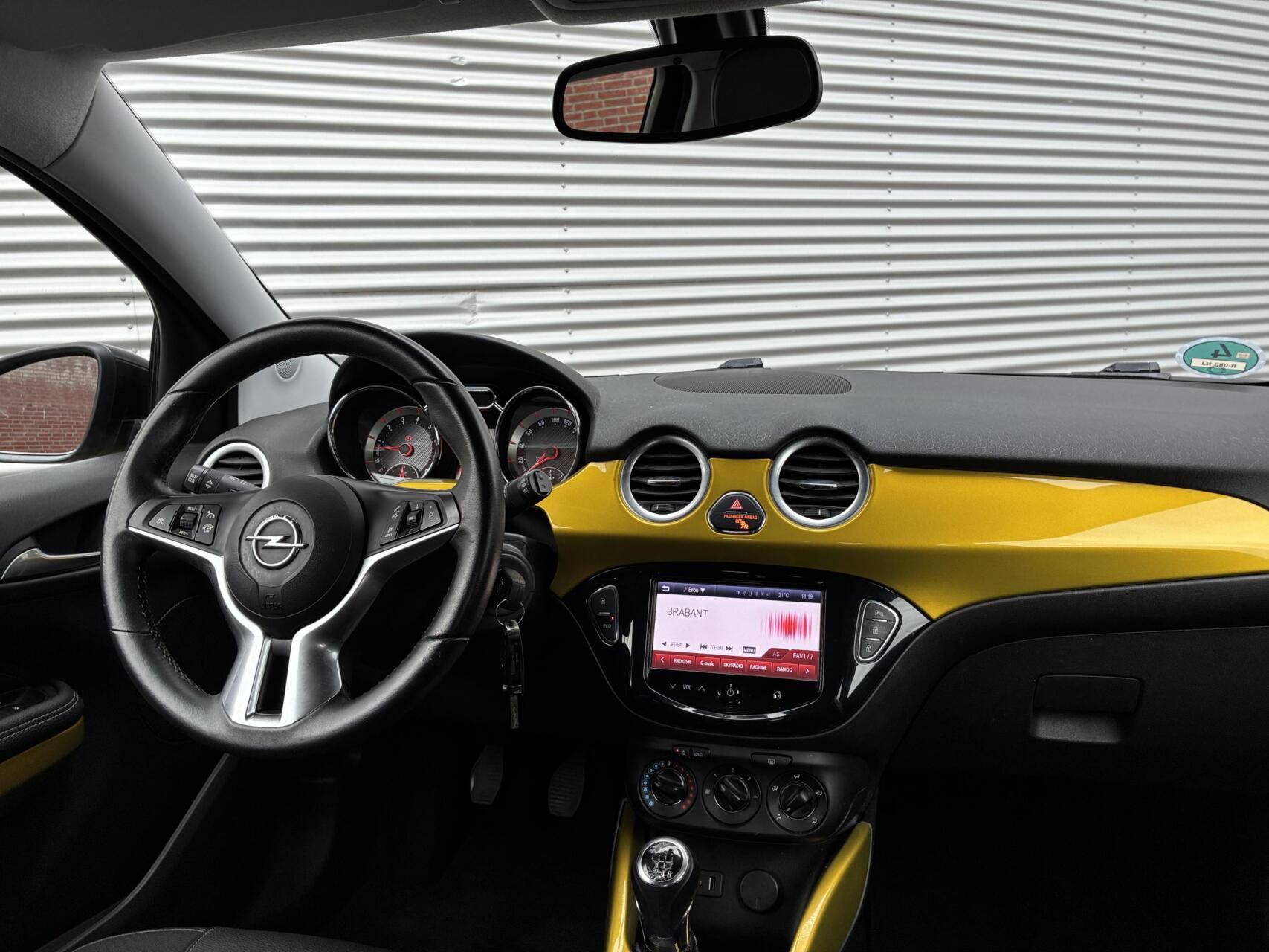 Foto van Opel Adam