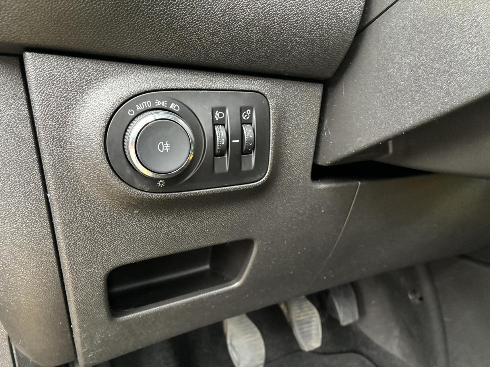Foto van Opel Adam