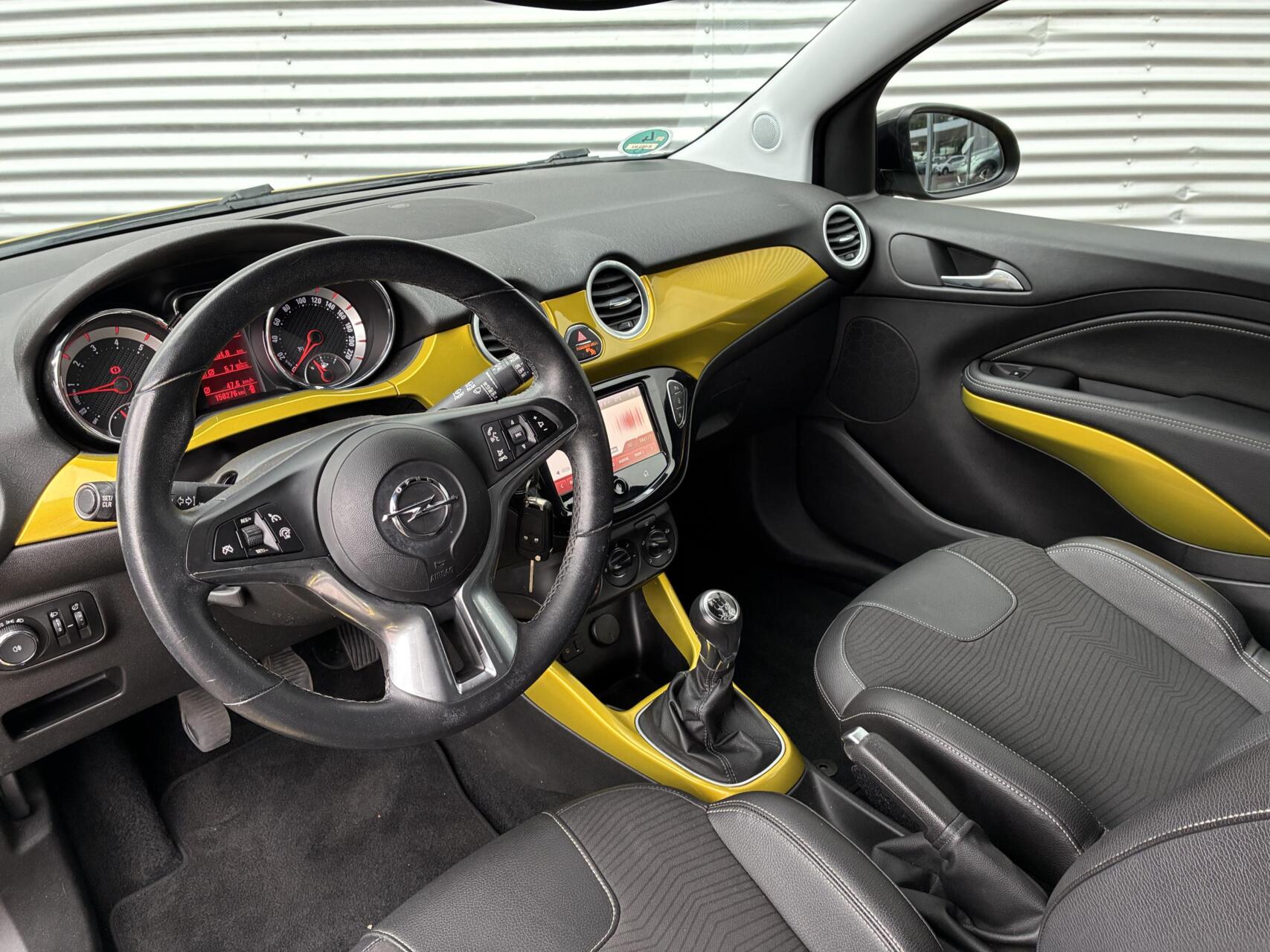 Foto van Opel Adam