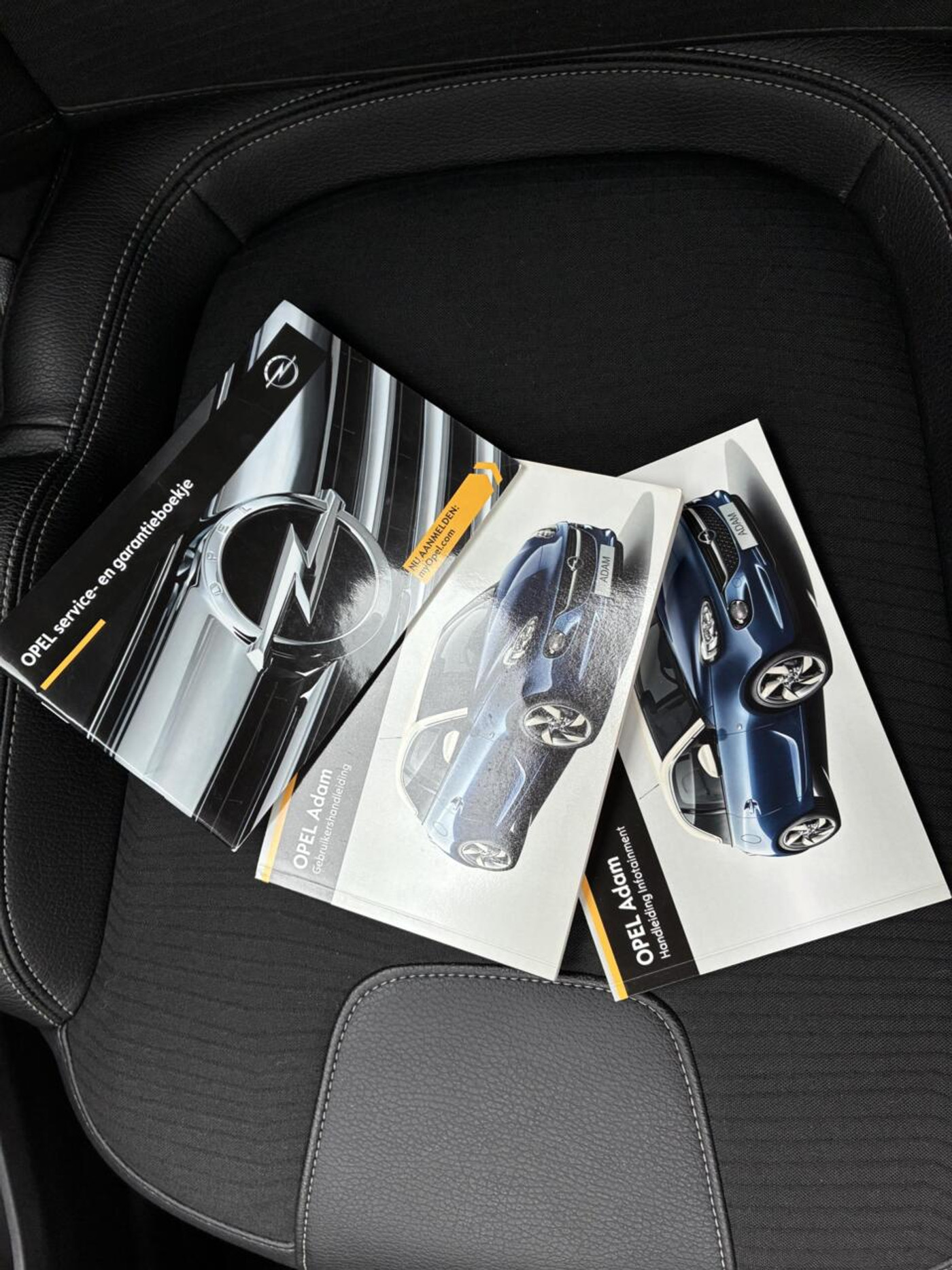 Foto van Opel Adam