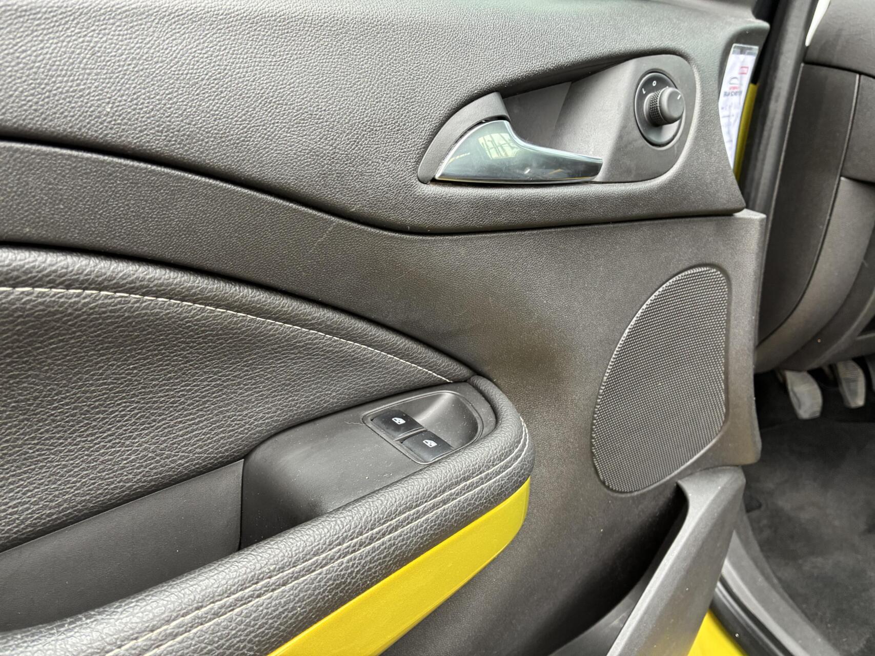 Foto van Opel Adam