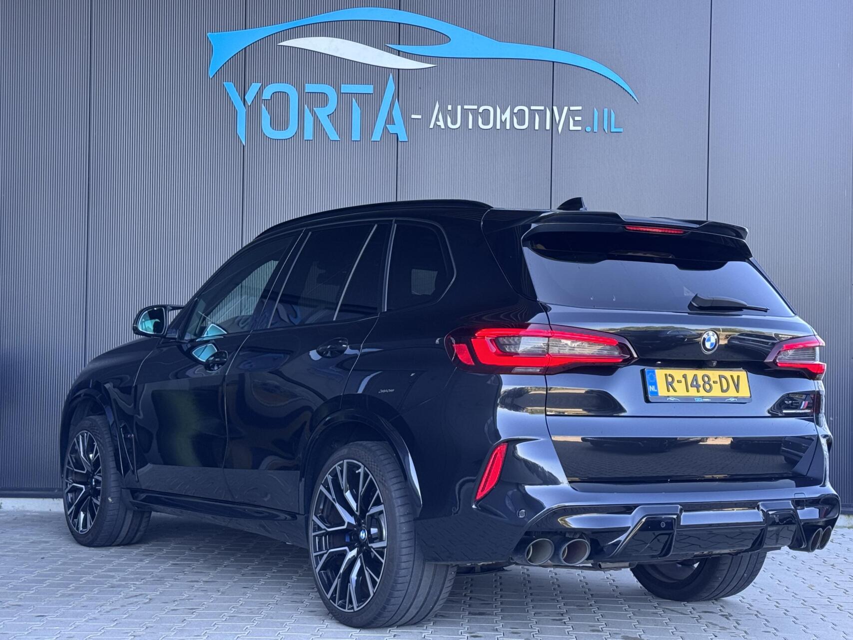Foto van BMW X5 M Competition