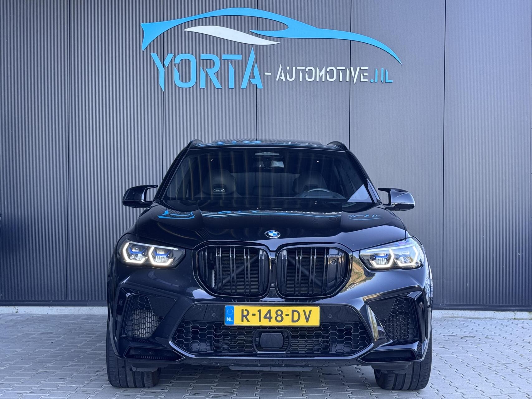 Foto van BMW X5 M Competition