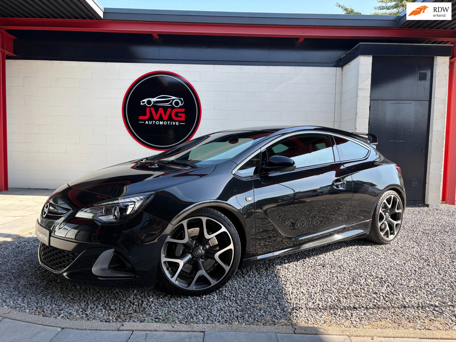 Opel Astra GTC 2.0 Turbo OPC Schaalstoelen/Navi/Cruise 2016 - voorkant