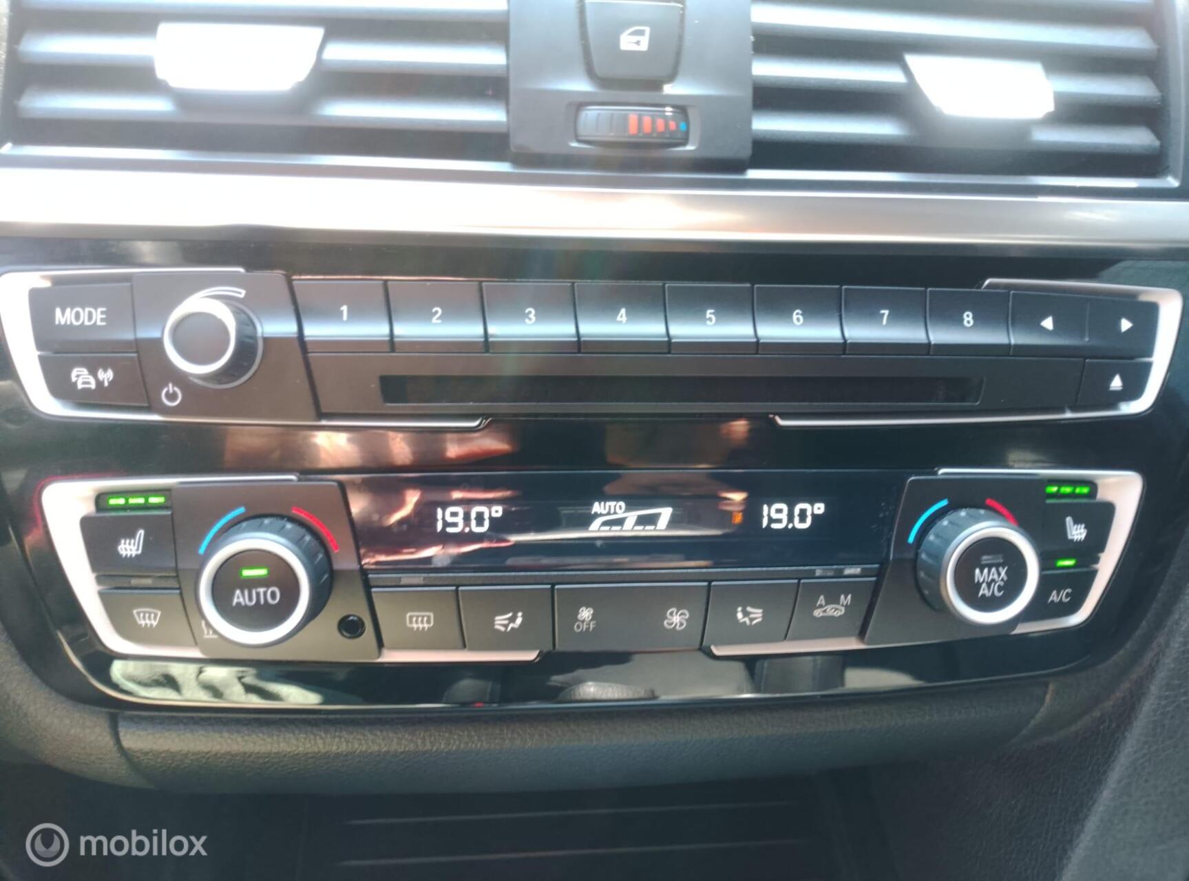 Foto van BMW 318i