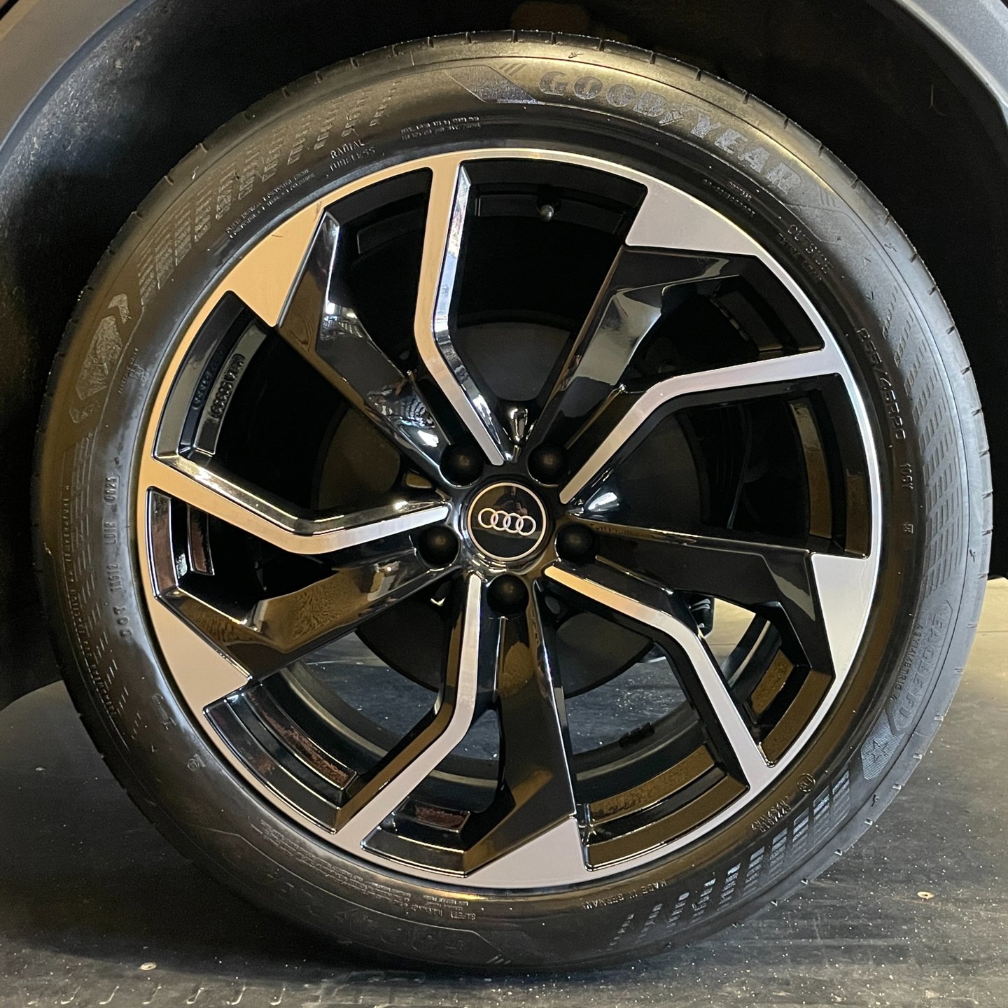 Foto van Audi Q4 35 E-tron