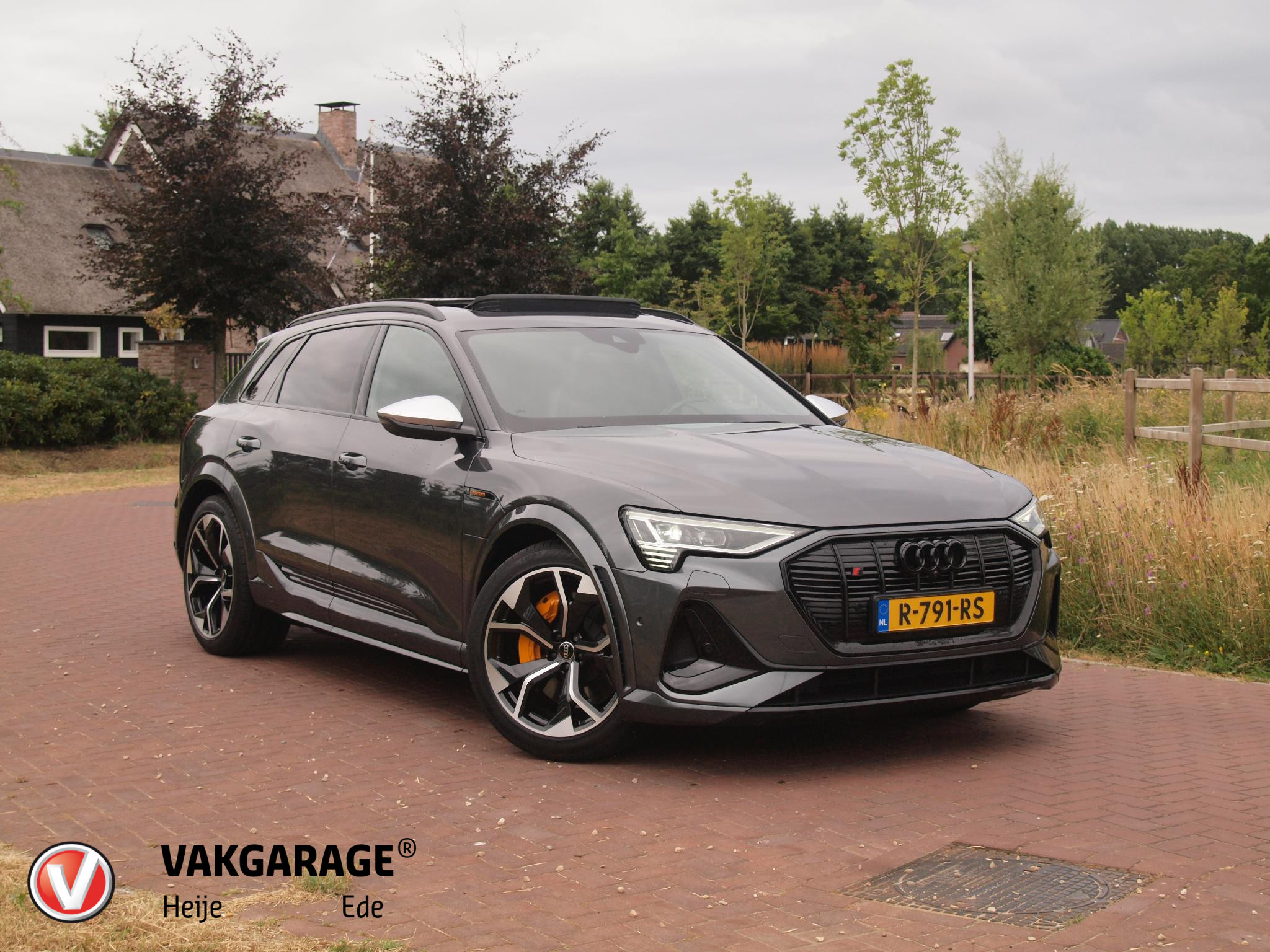 Audi E-tron S S quattro 95 kWh 2022 - voorkant