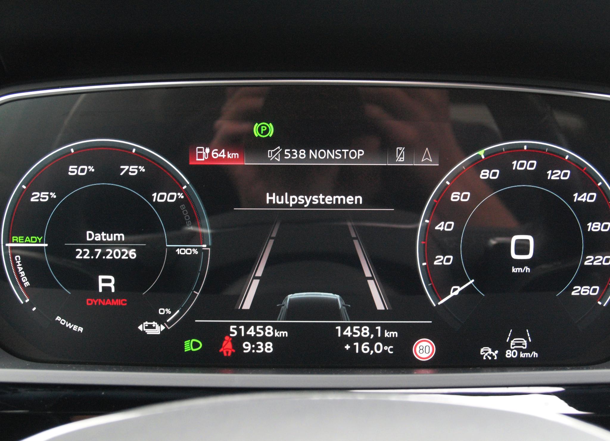 Foto van Audi E-tron S