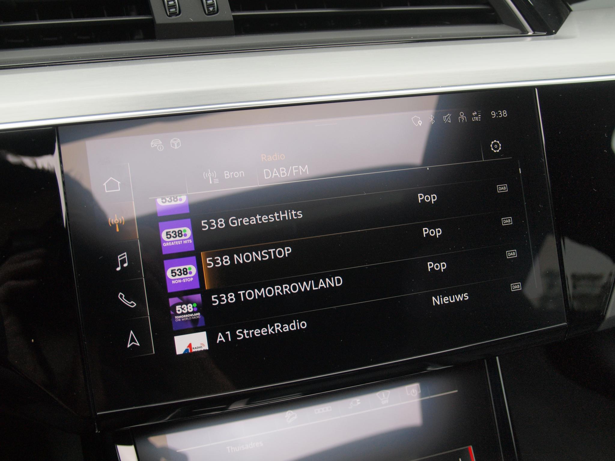 Foto van Audi E-tron S