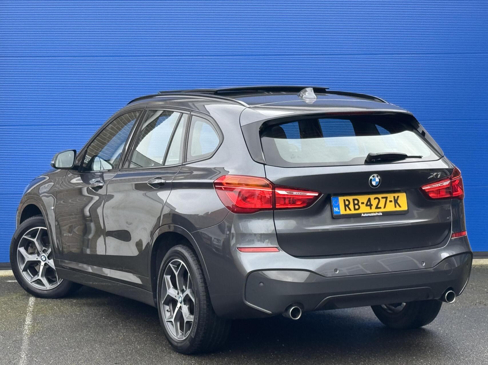 Foto van BMW X1 Sdrive20i