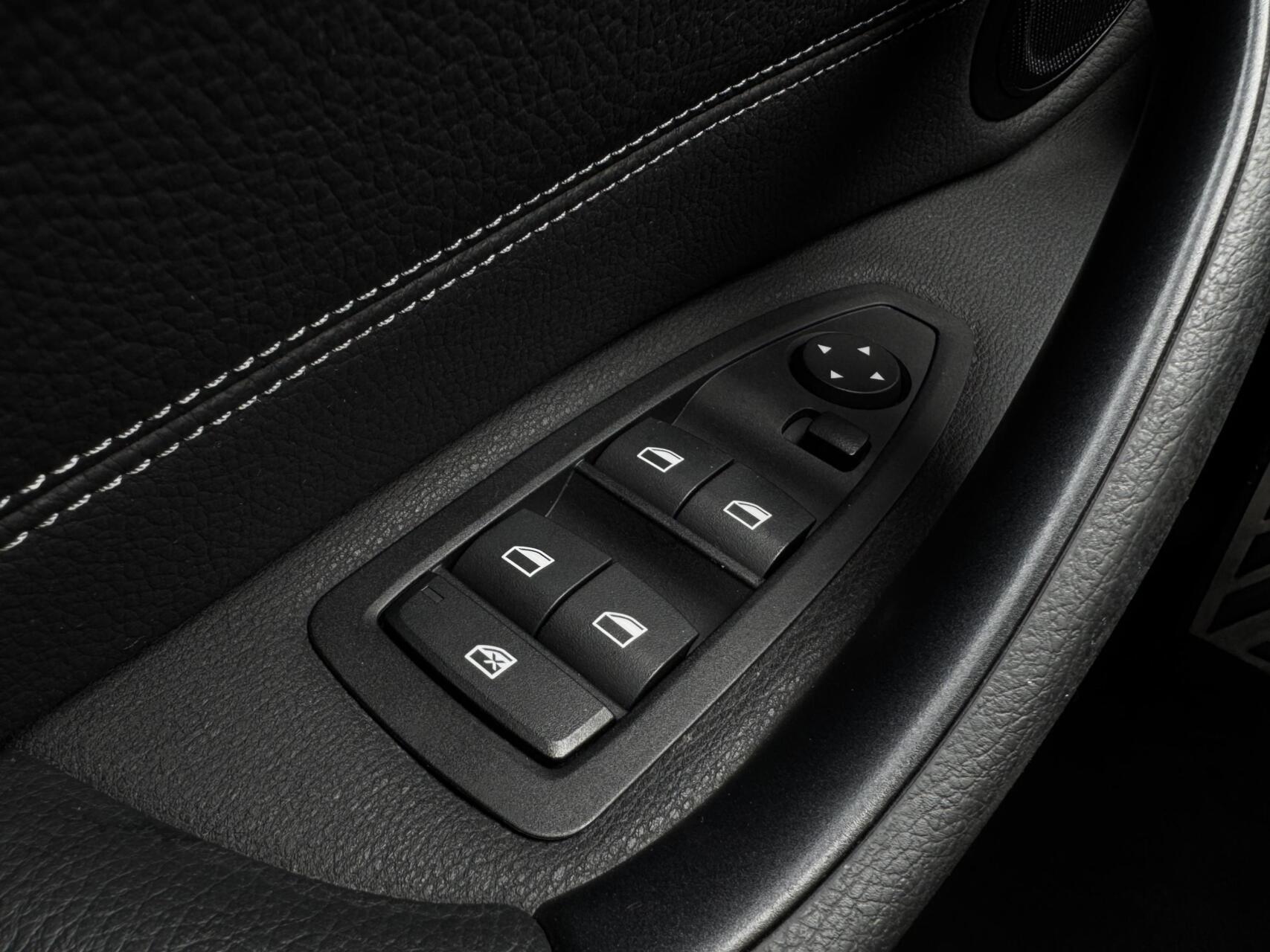 Foto van BMW X1 Sdrive20i