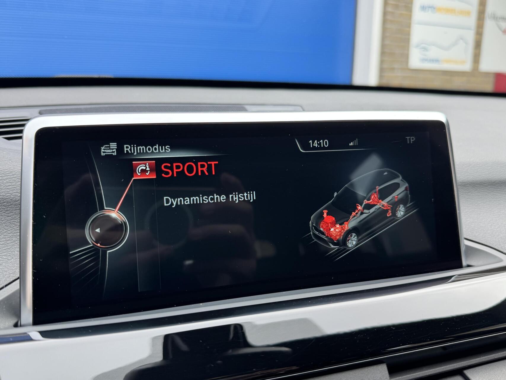 Foto van BMW X1 Sdrive20i