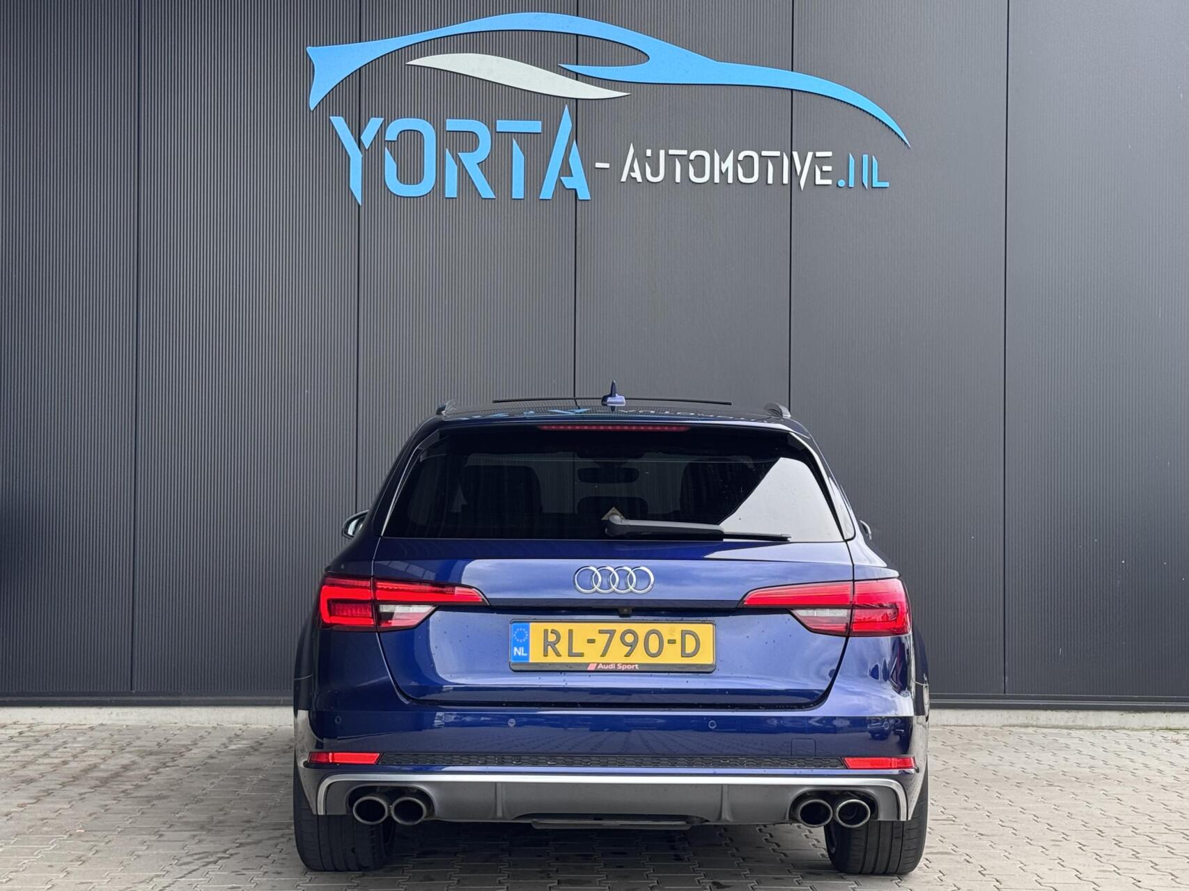 Foto van Audi S4 Avant