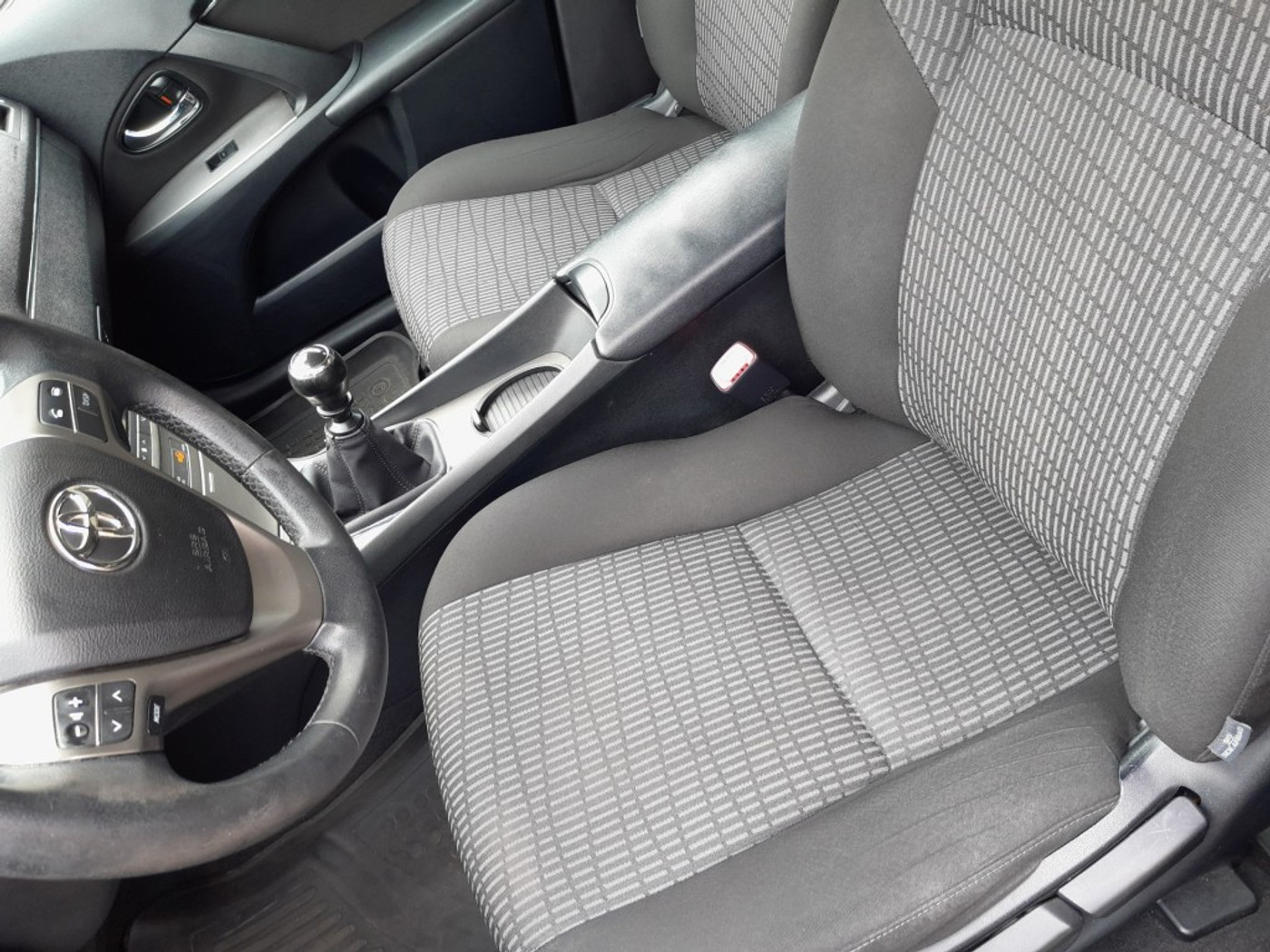 Foto van Toyota Avensis