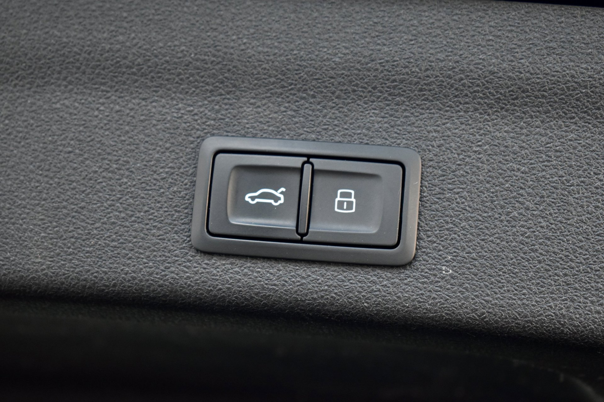 Foto van Audi A6 Avant 55 TFSI E
