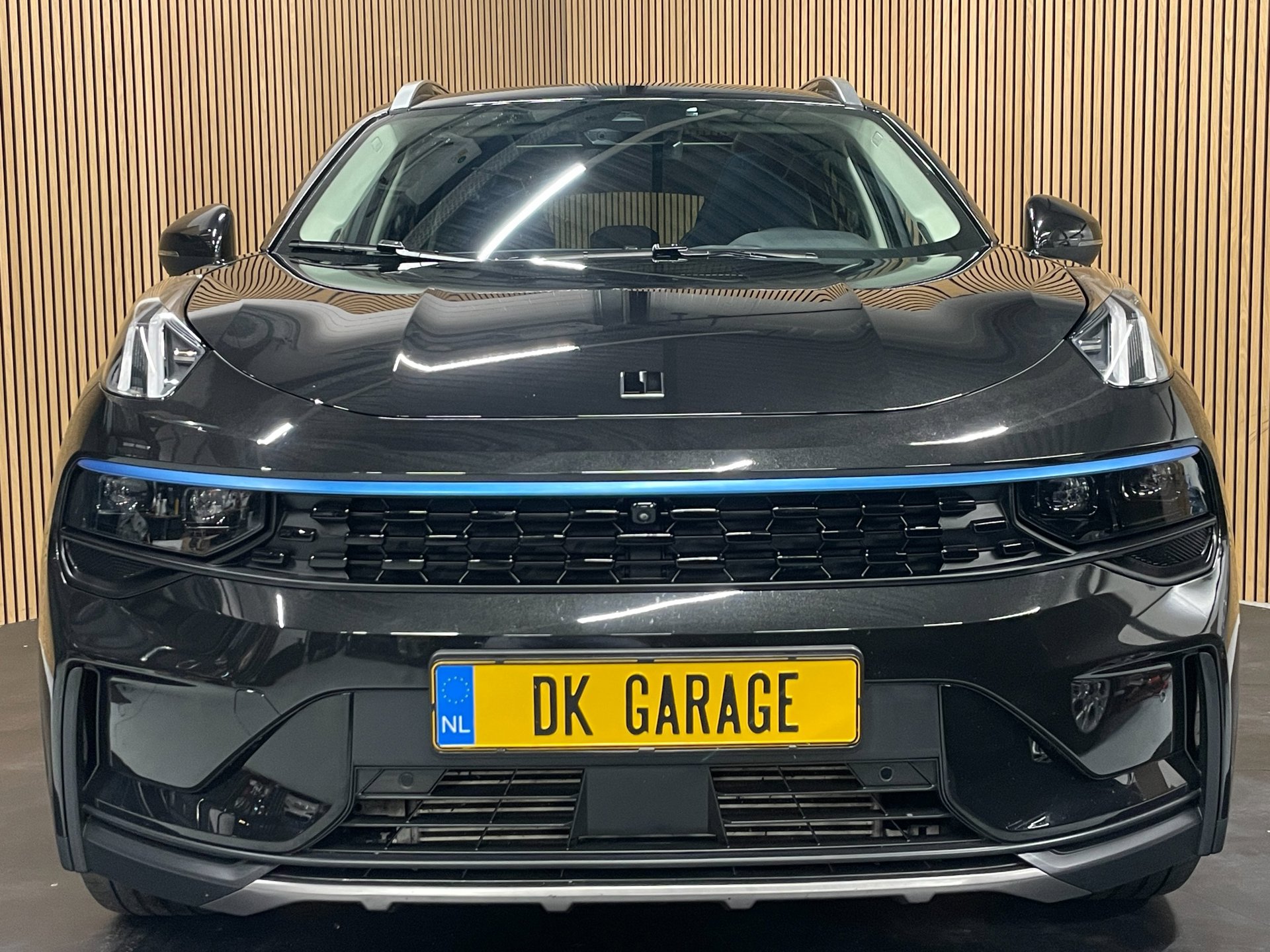 Foto van Lynk&co LYNK & Co 01