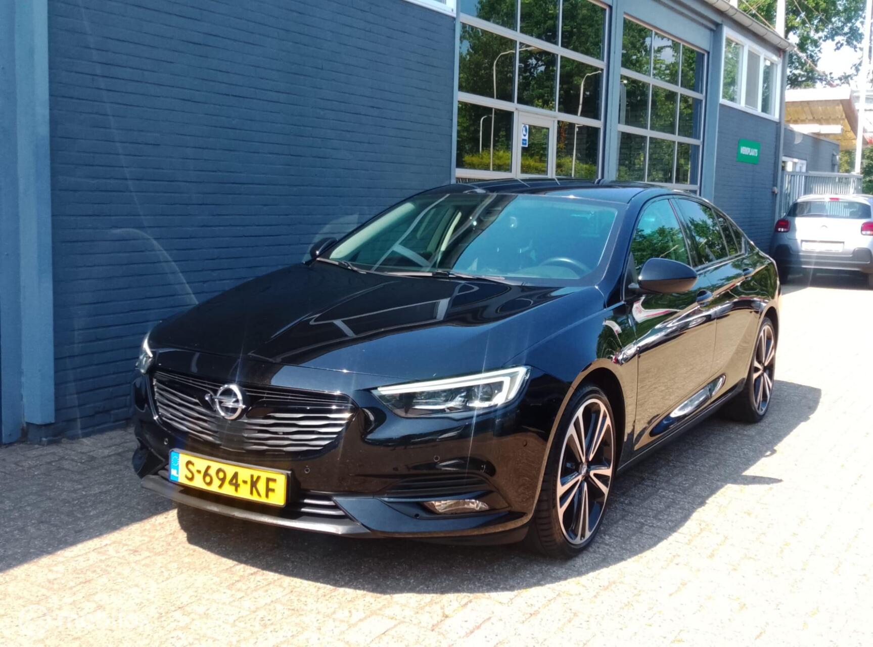 Opel Insignia Grand Sport 1.5 Turbo Exclusive 2018 - voorkant