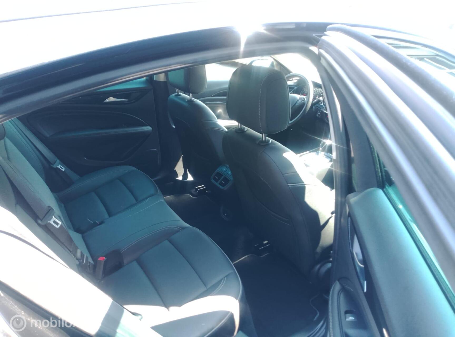 Foto van Opel Insignia Grand Sport