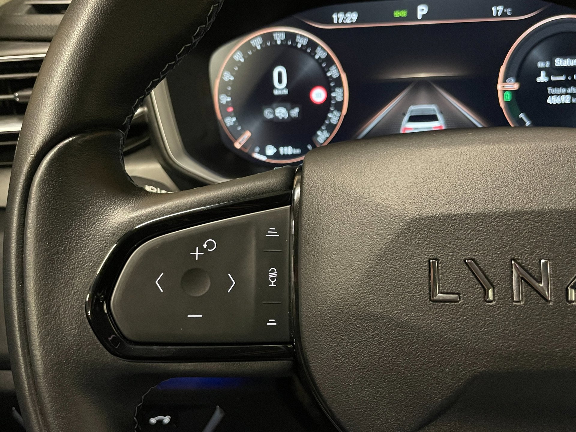 Foto van Lynk&co LYNK & Co 01