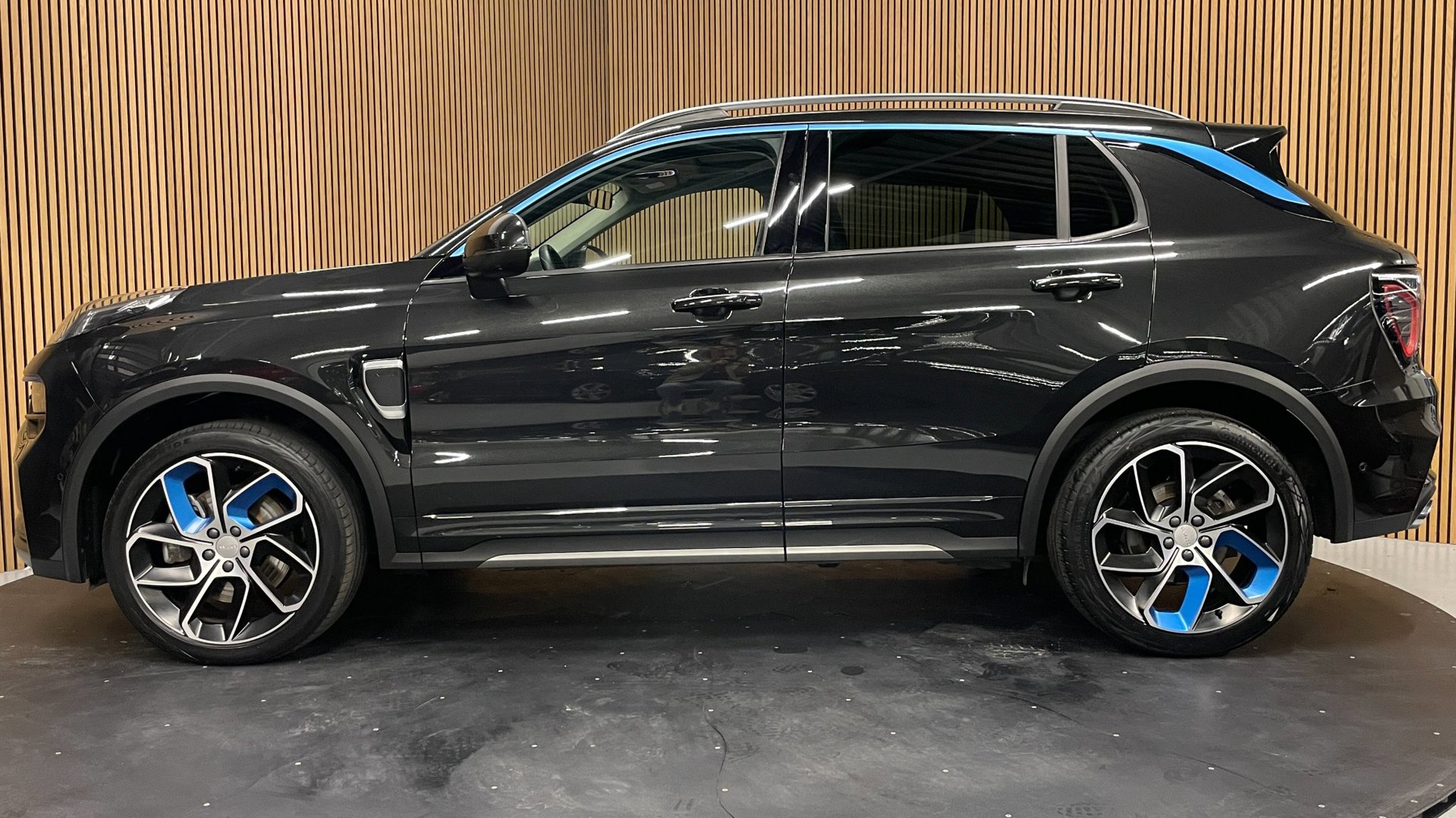 Foto van Lynk&co LYNK & Co 01