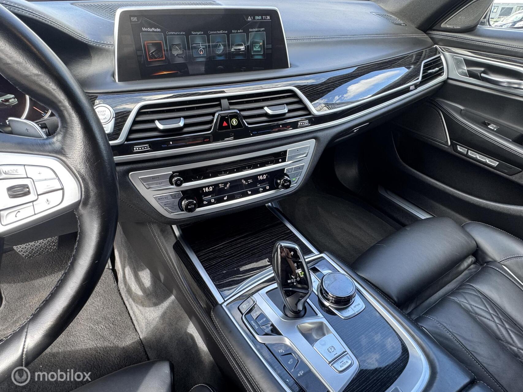 Foto van BMW 740i