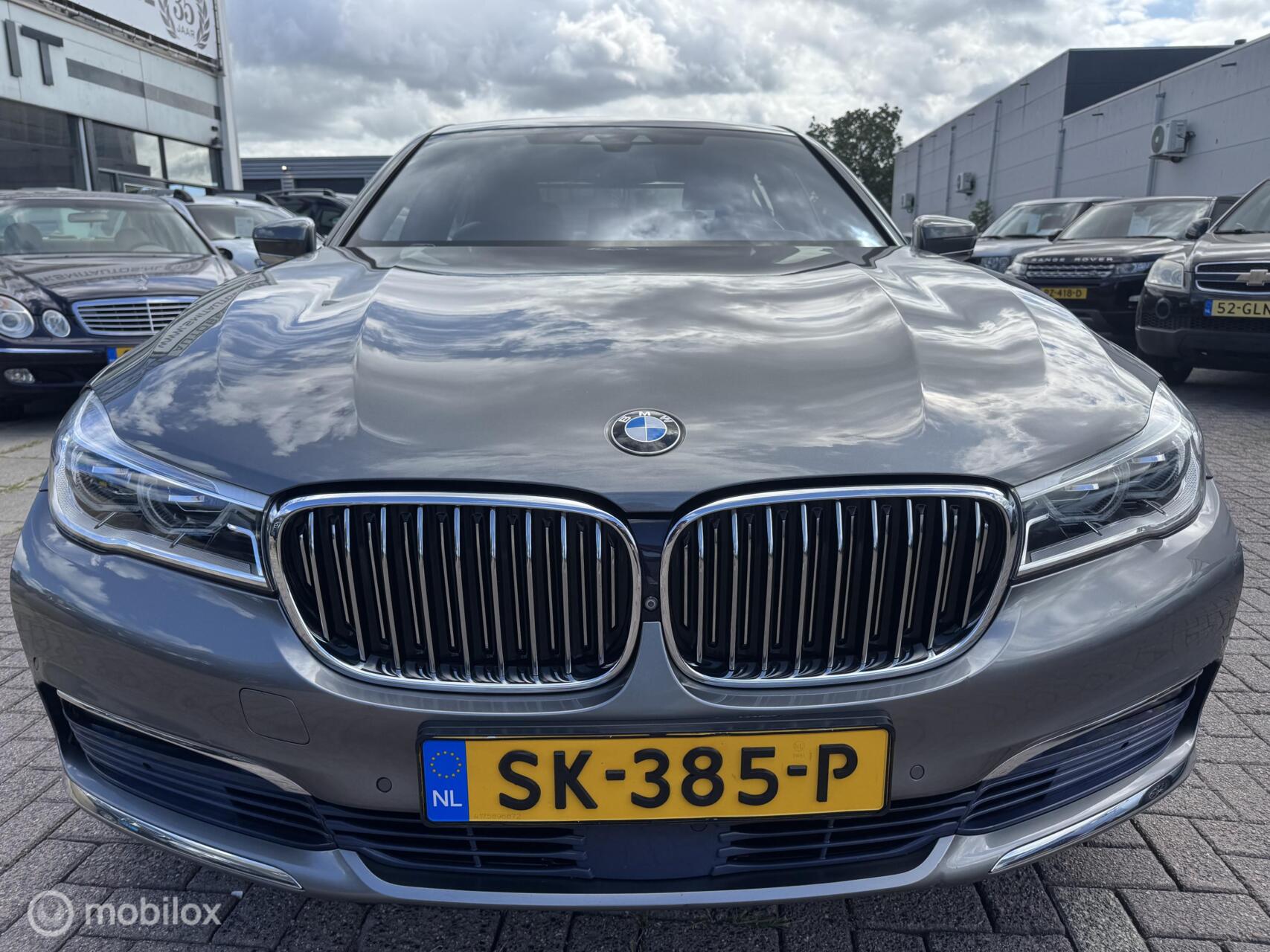 Foto van BMW 740i