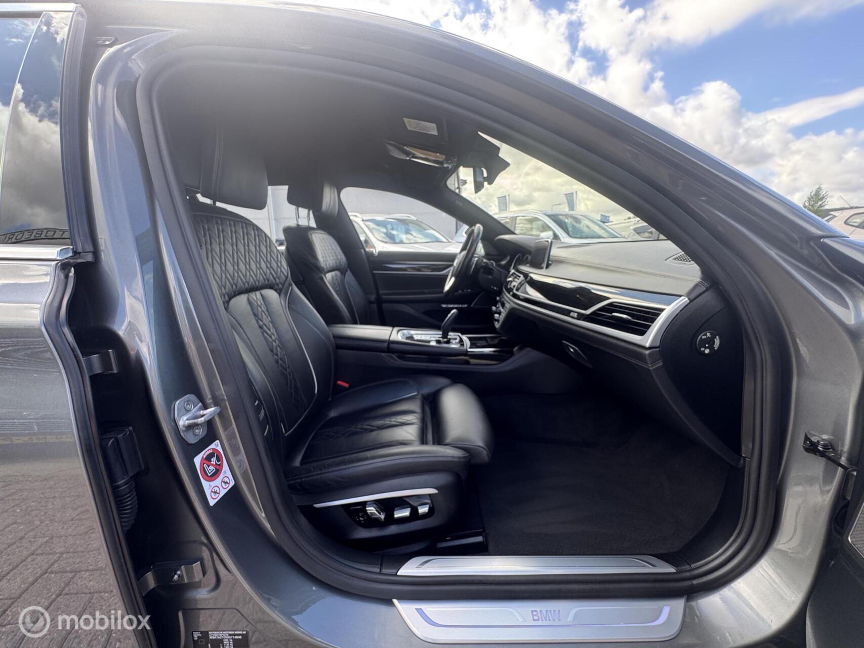 Foto van BMW 740i