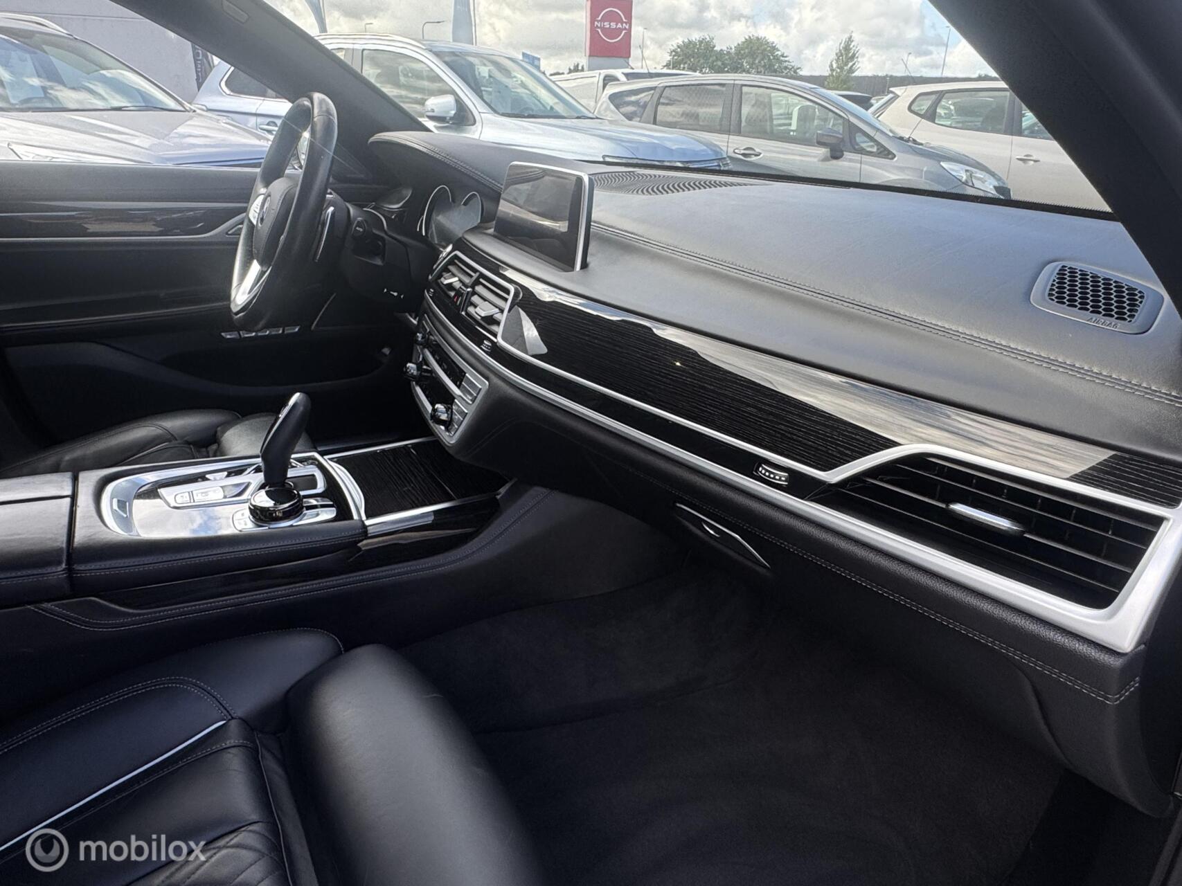 Foto van BMW 740i