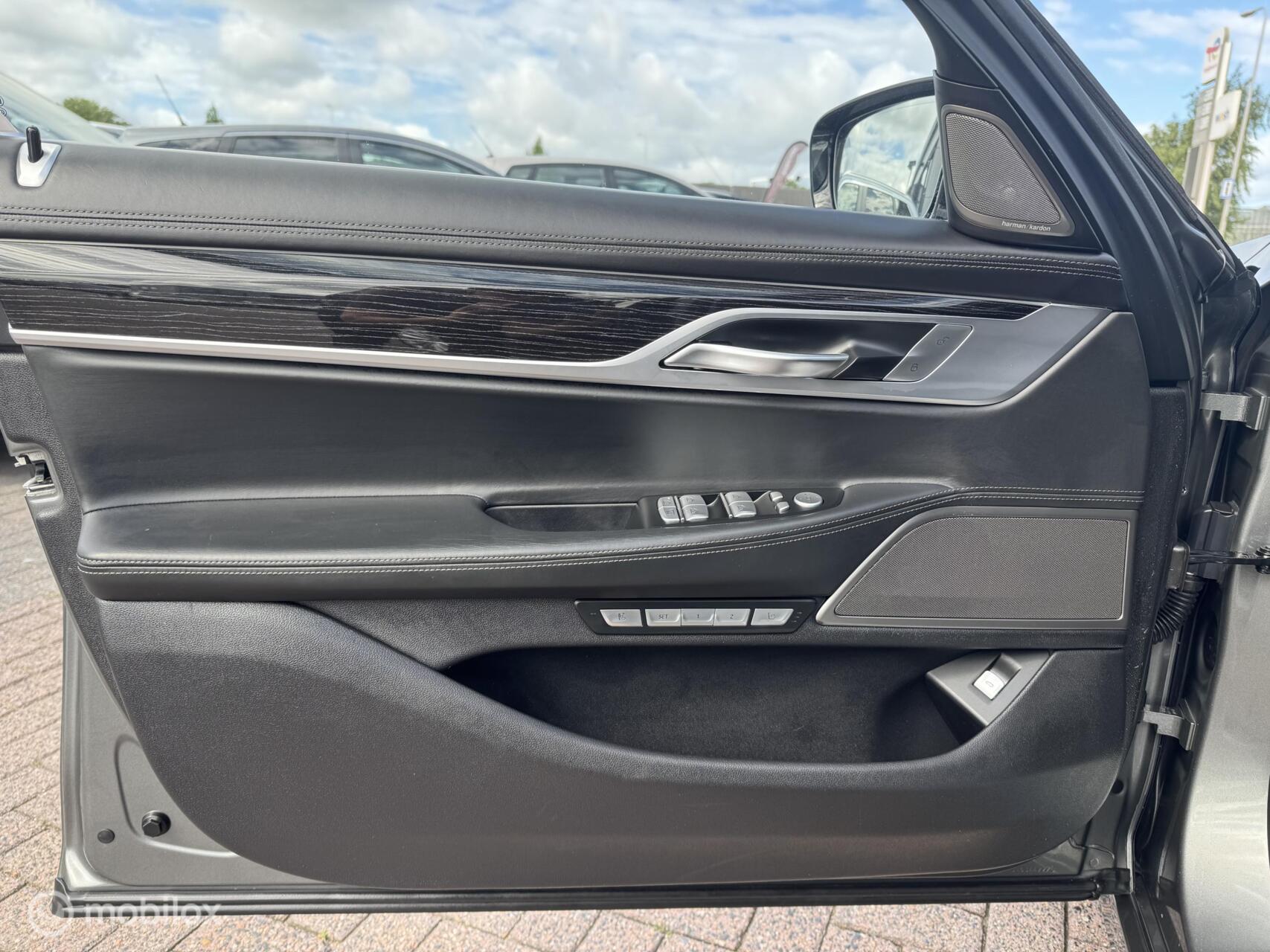 Foto van BMW 740i