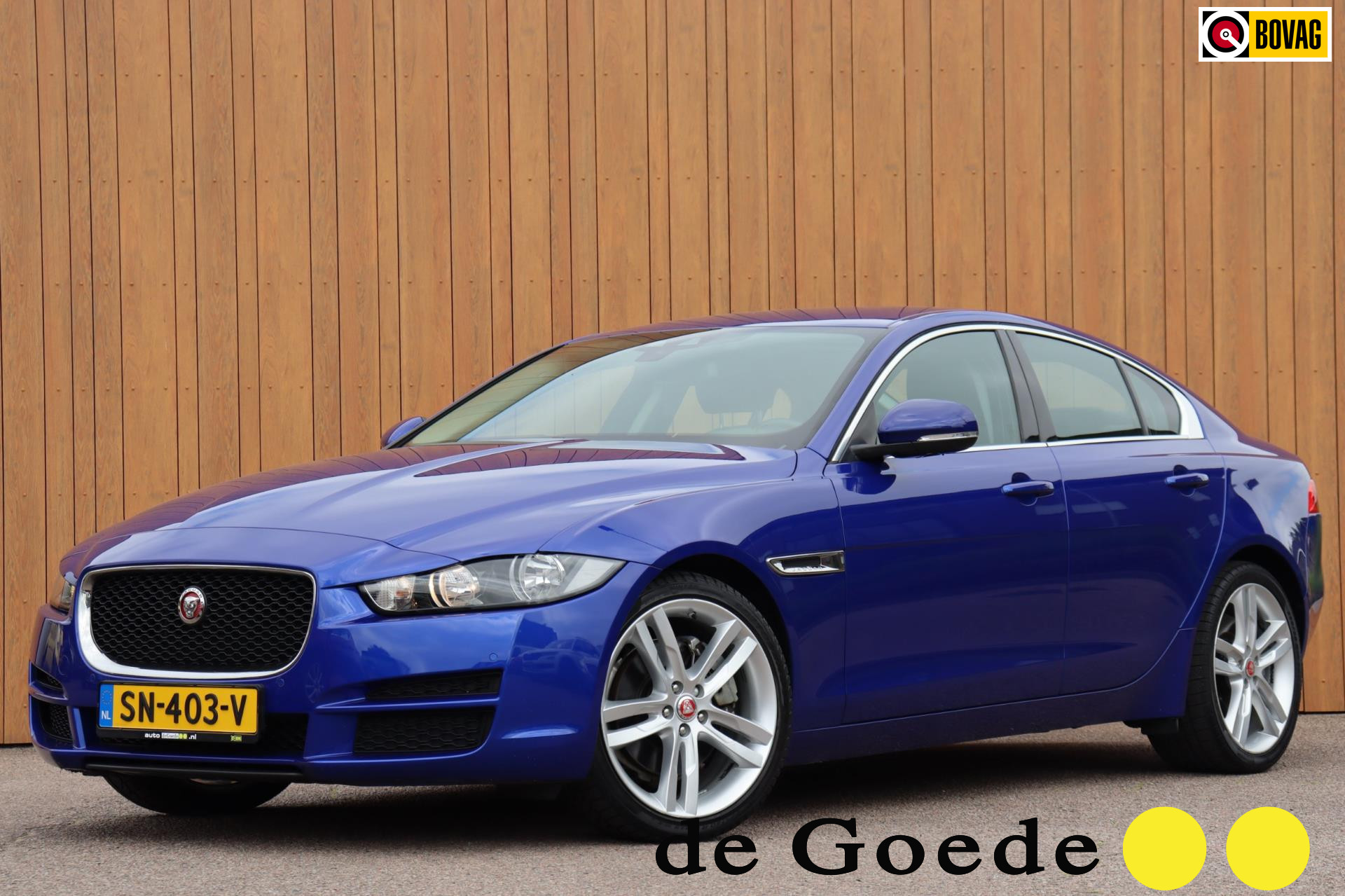 Jaguar Xe 2.0 Prestige Pro Edition org. NL leer+el camera a.bank neerklapbaar 2018 - voorkant