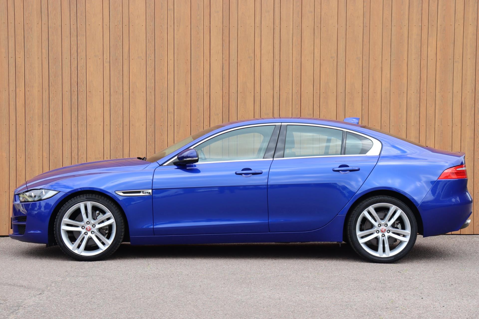 Foto van Jaguar Xe