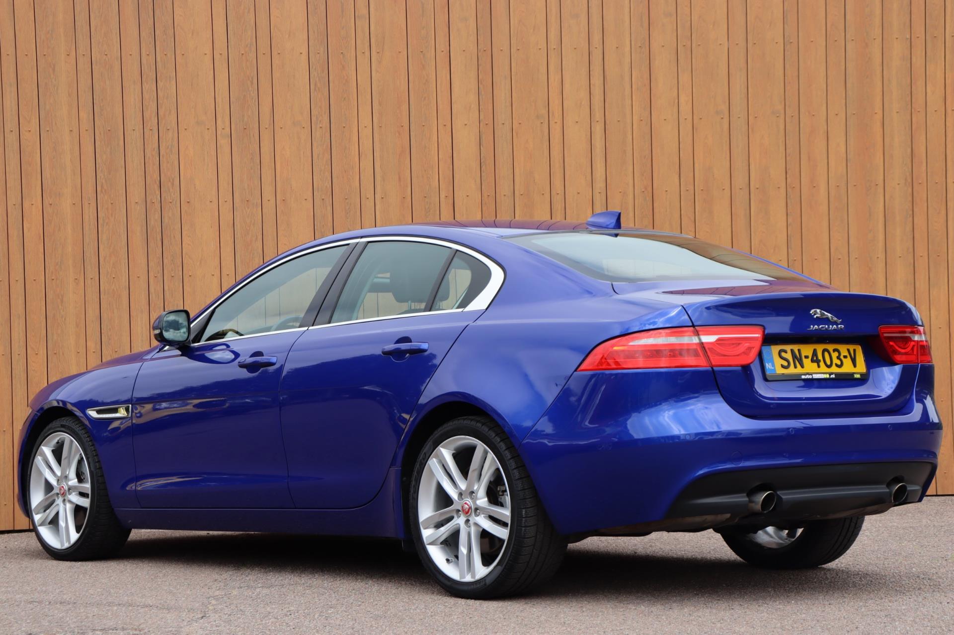Foto van Jaguar Xe