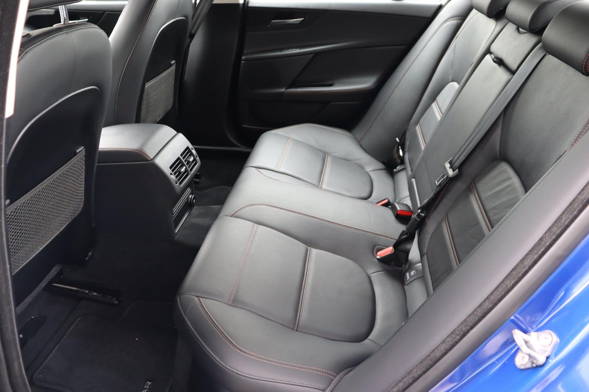 Foto van Jaguar Xe