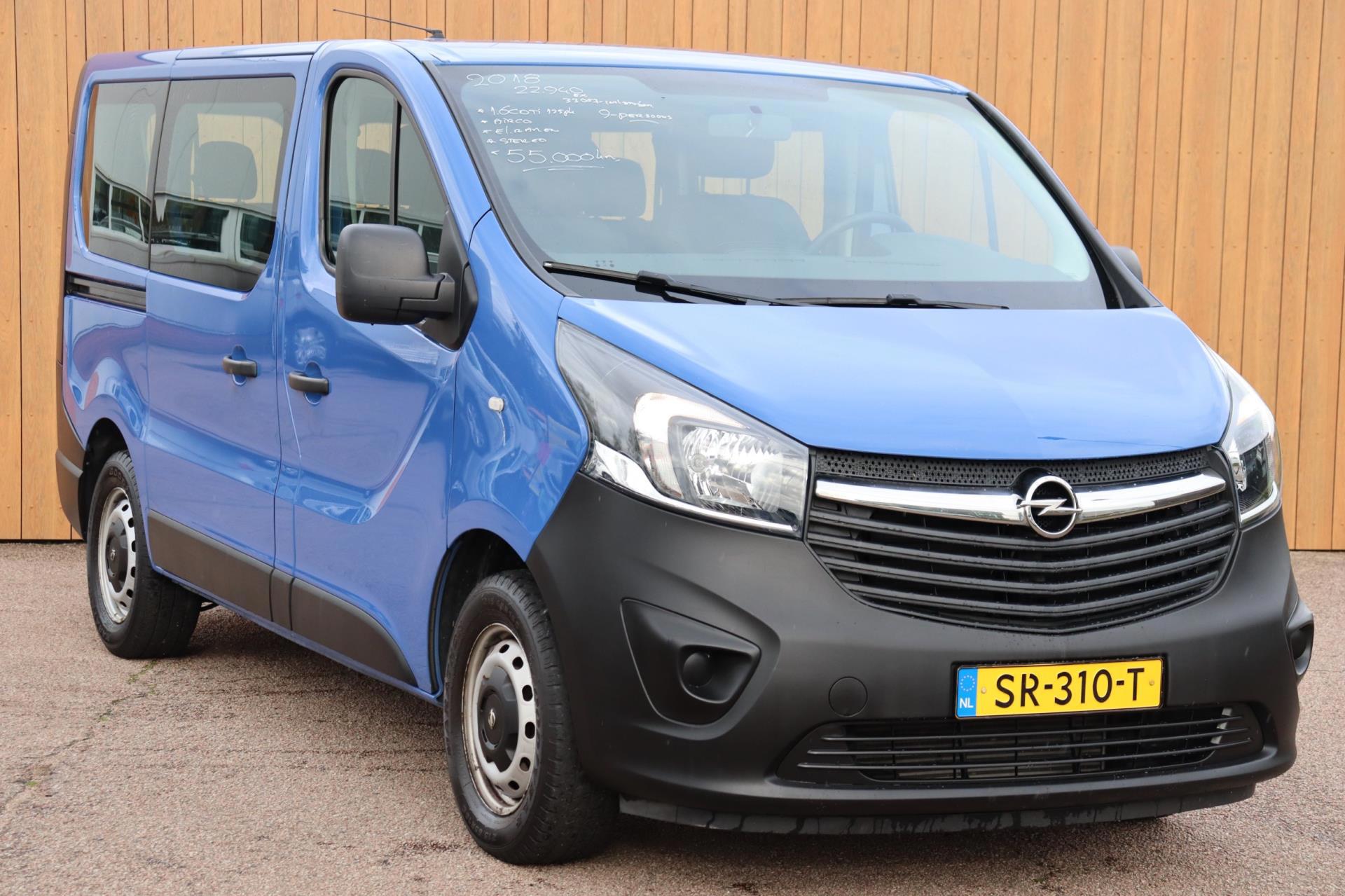 Foto van Opel Vivaro-b