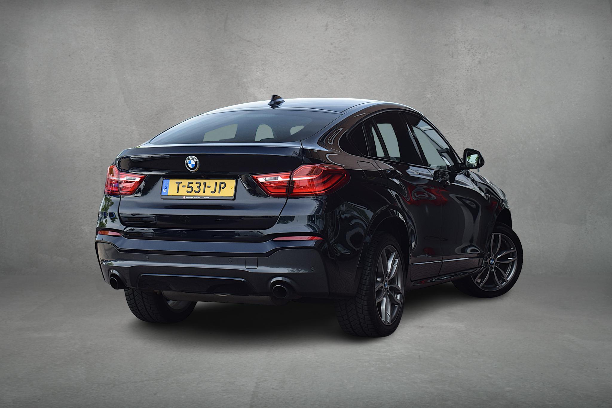 Foto van BMW X4 M40i