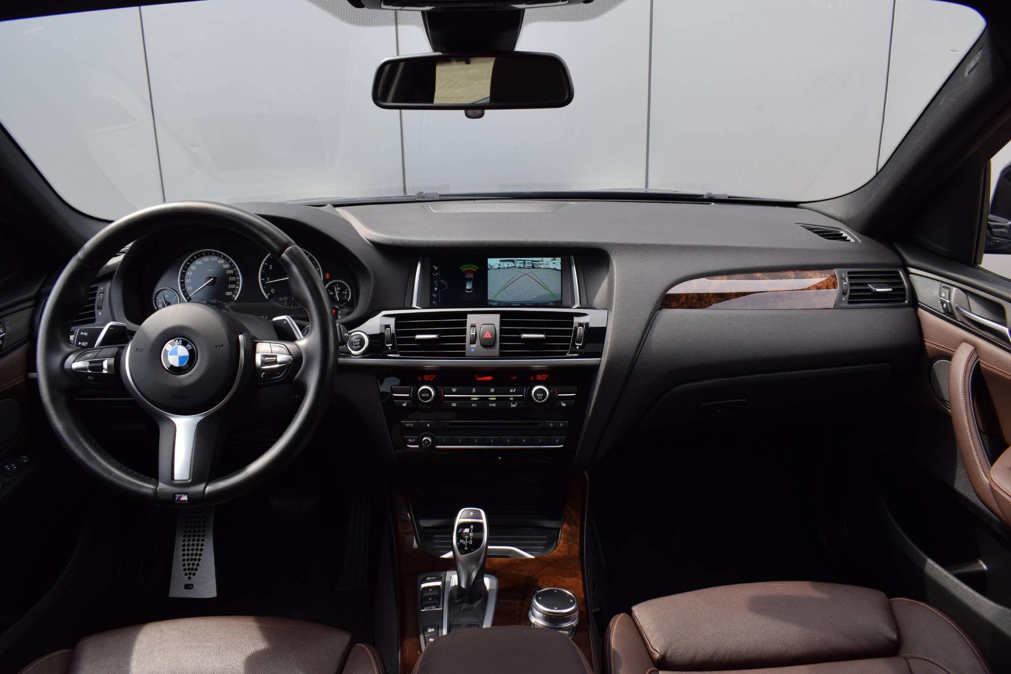 Foto van BMW X4 M40i