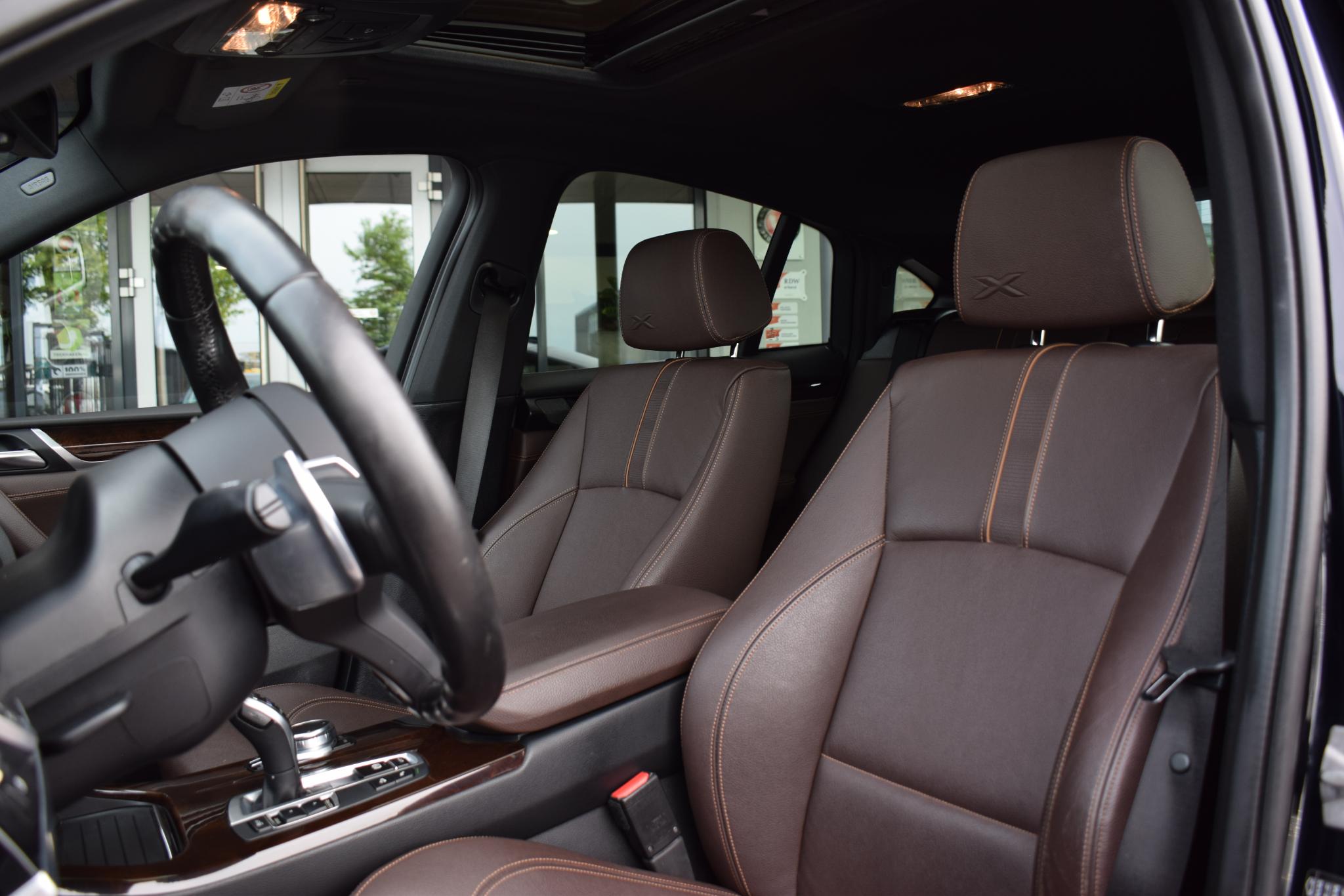 Foto van BMW X4 M40i
